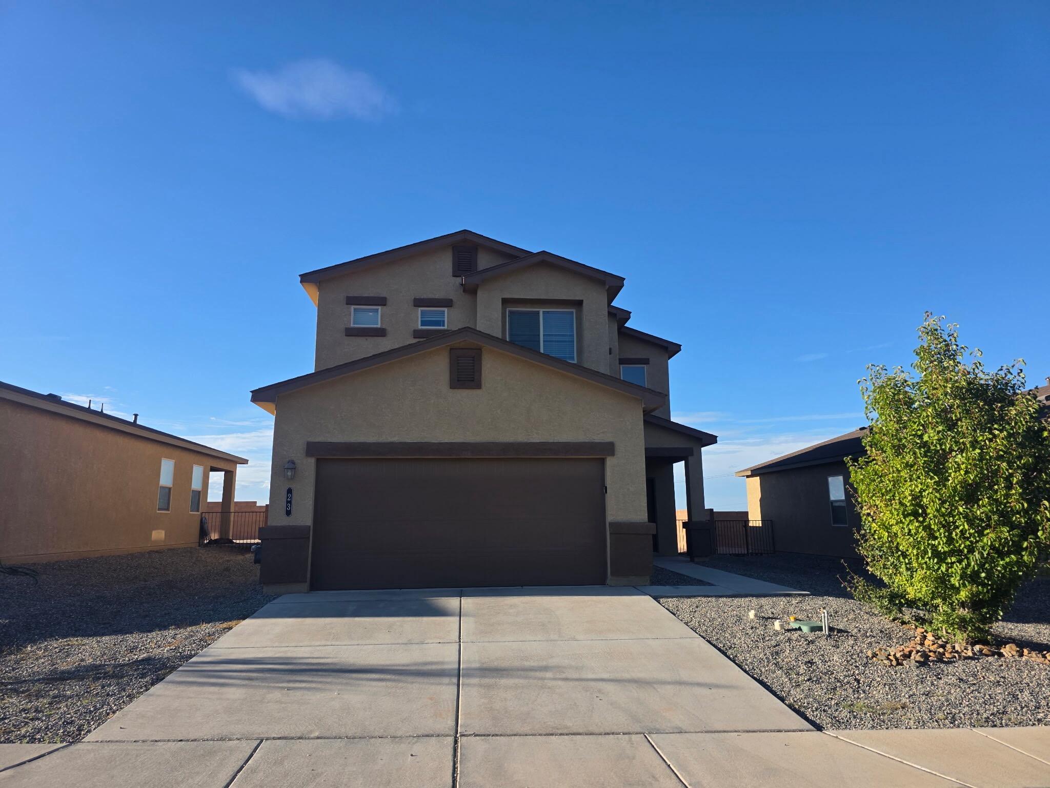 23 Hermanos Loop, Los Lunas, NM 87031
