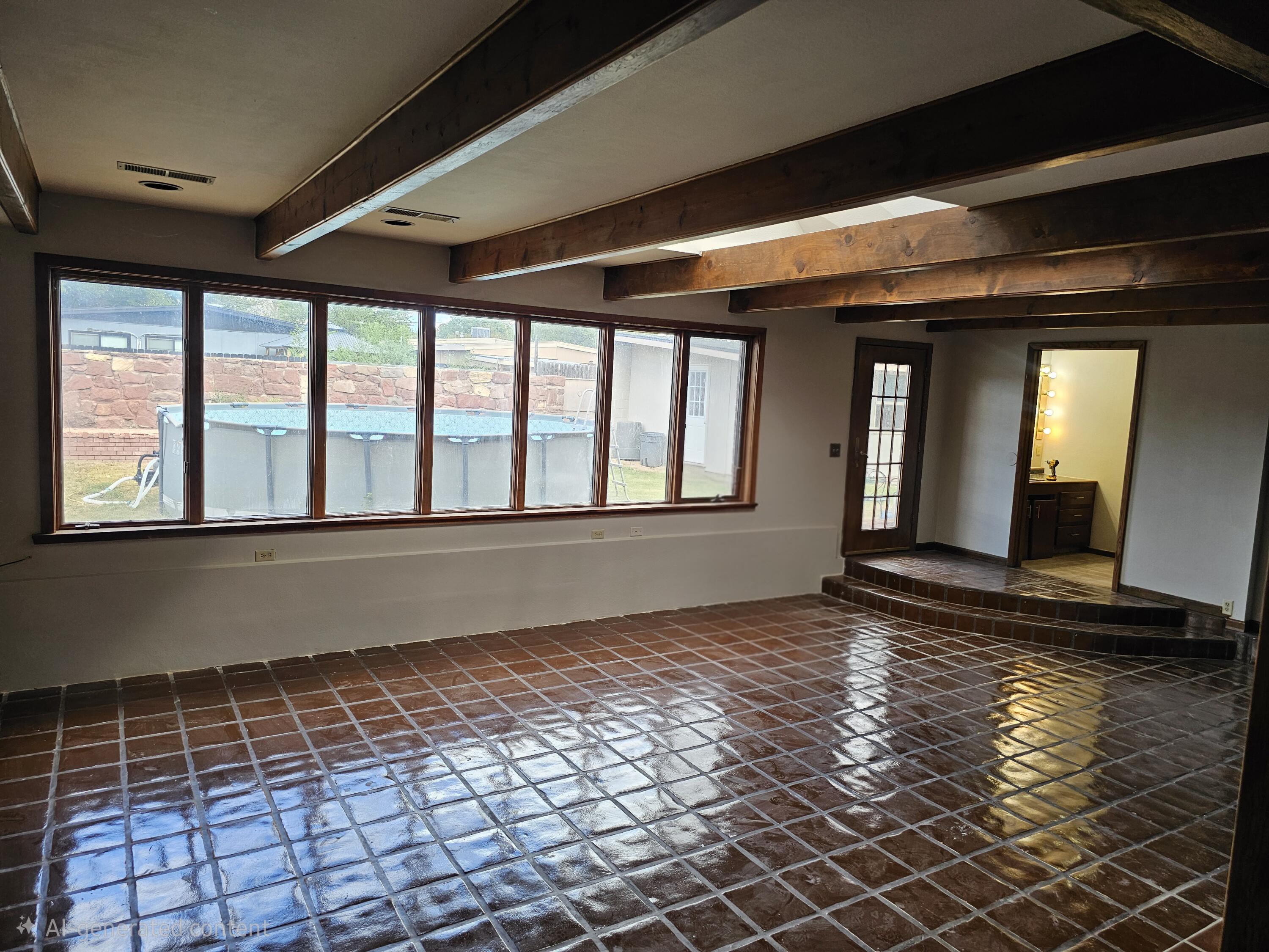 Photo 13 — 400 Casaus Avenue