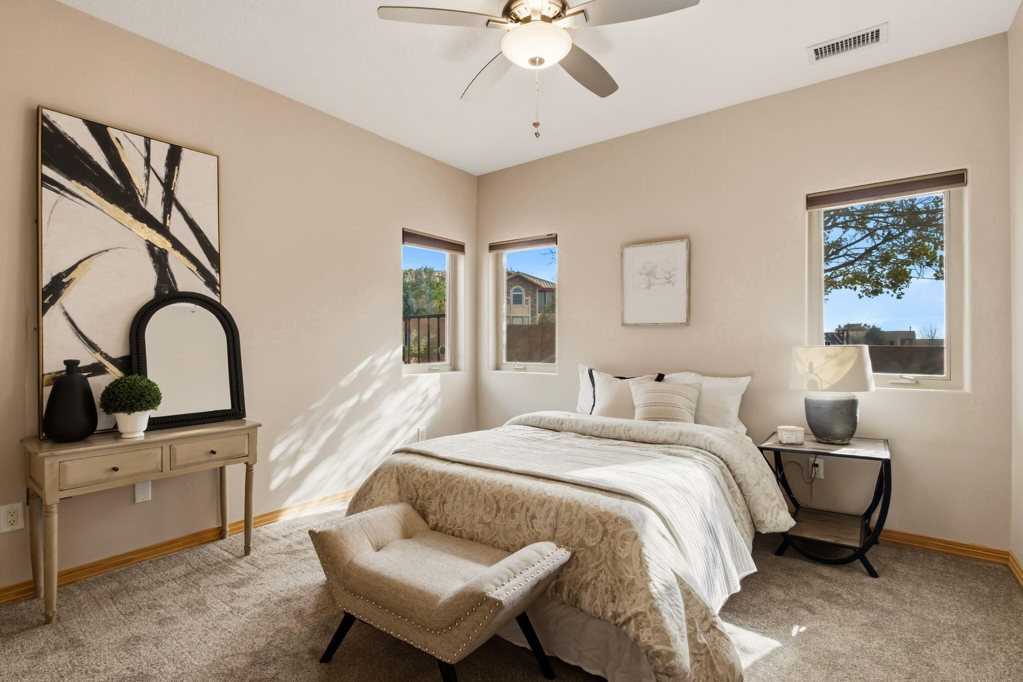 Photo 18 — 11605 Holly Avenue NE