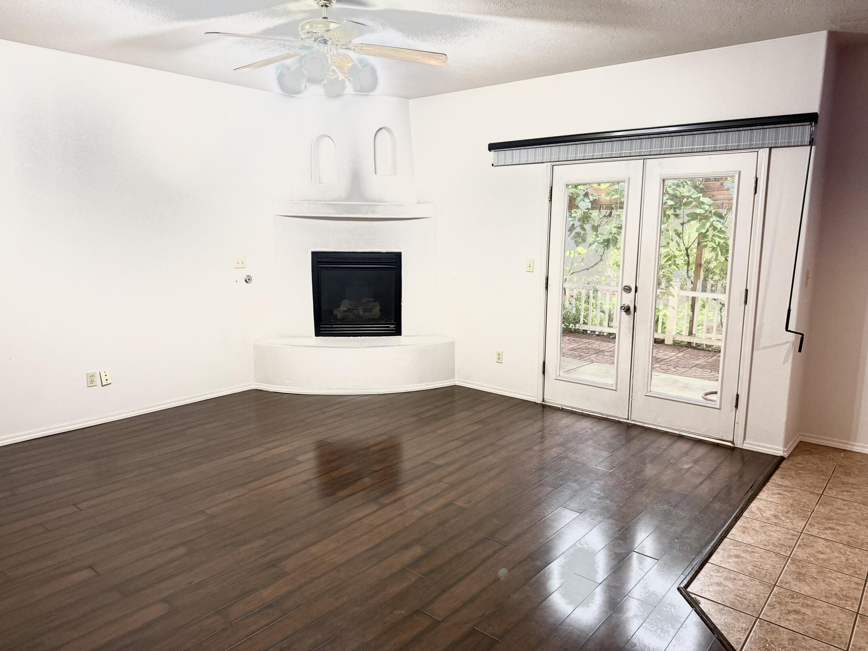 Photo 11 — 9228 Bluewood Lane NE