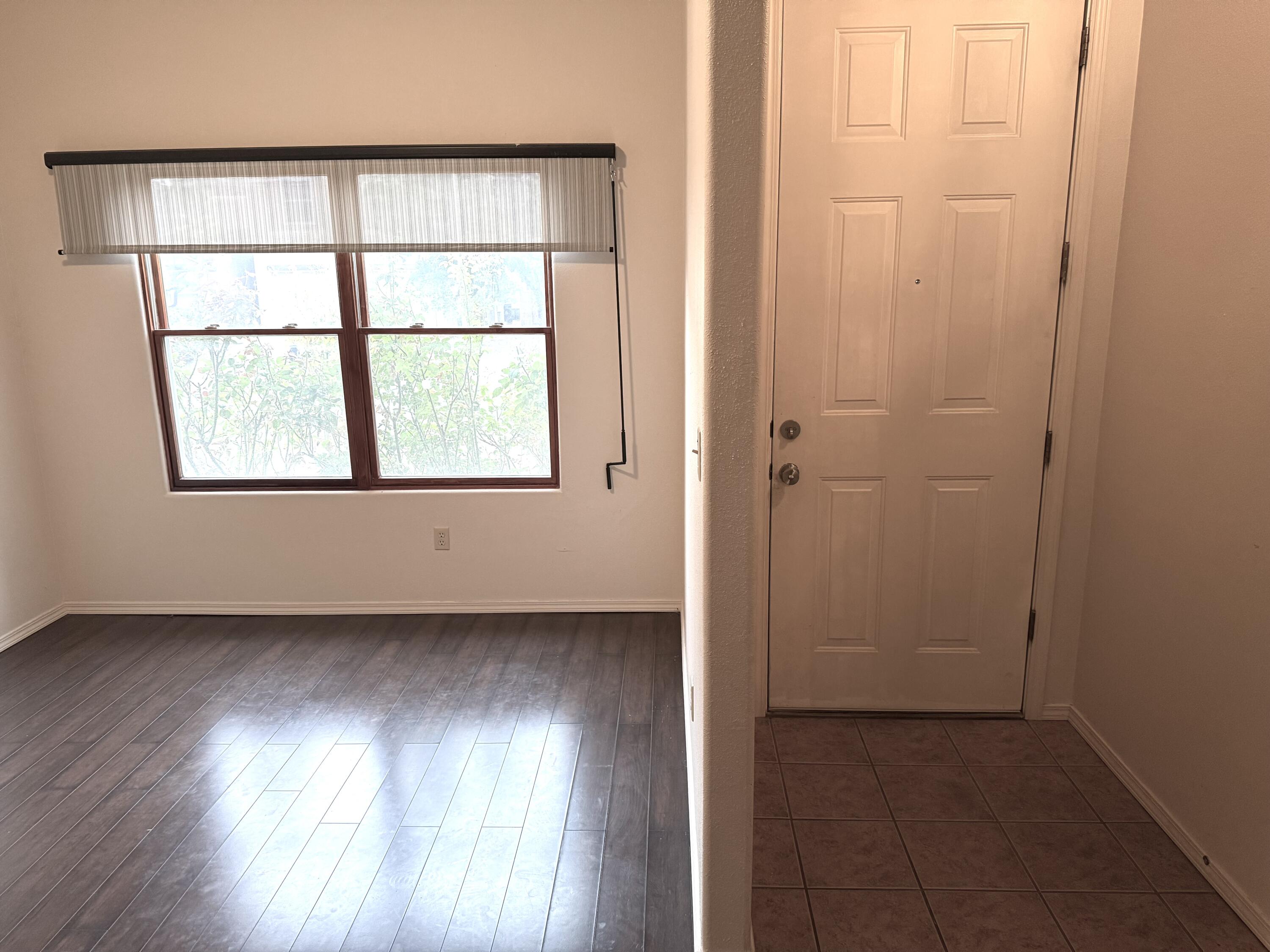 Photo 4 — 9228 Bluewood Lane NE