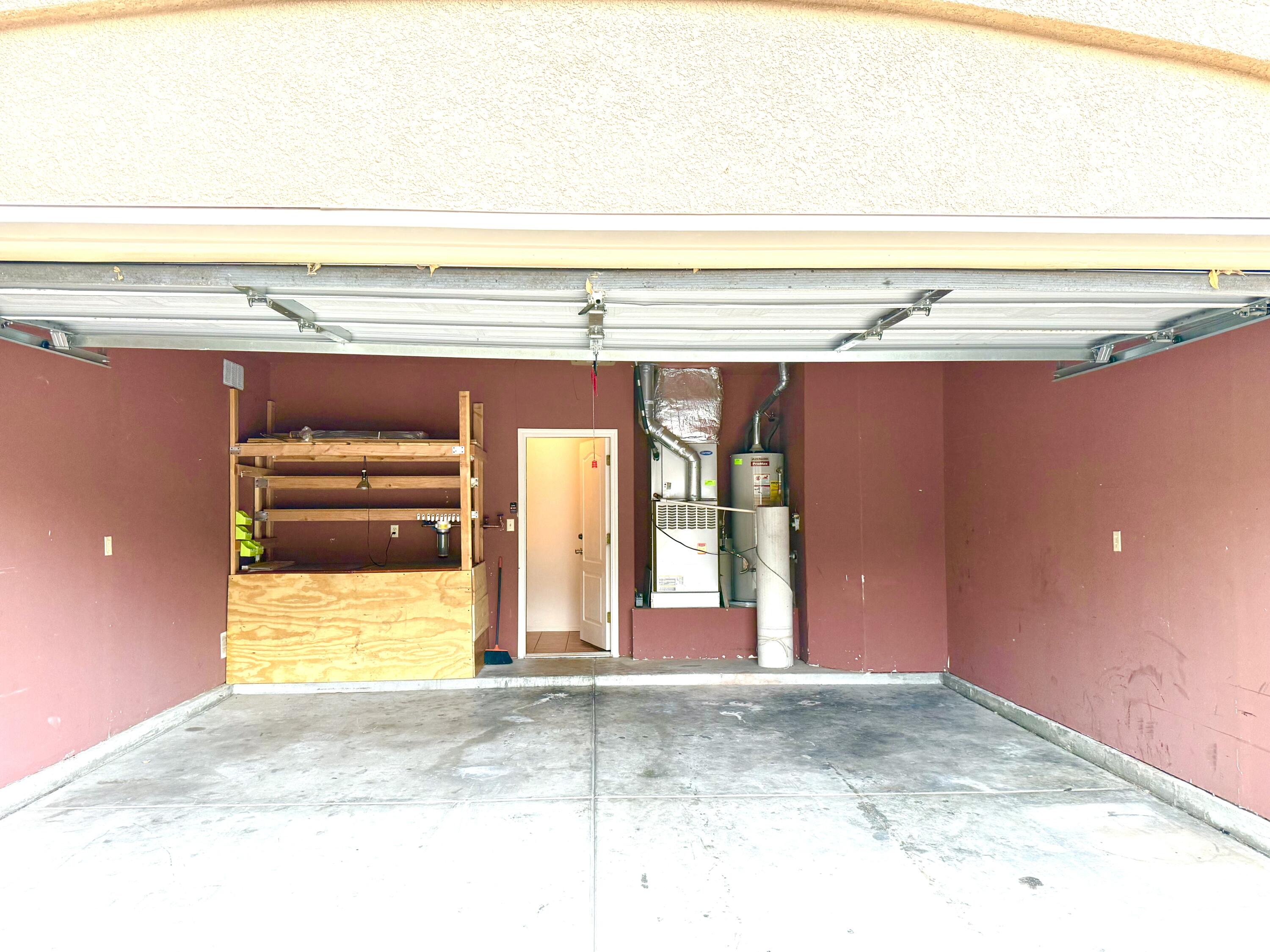 Photo 8 — 9228 Bluewood Lane NE