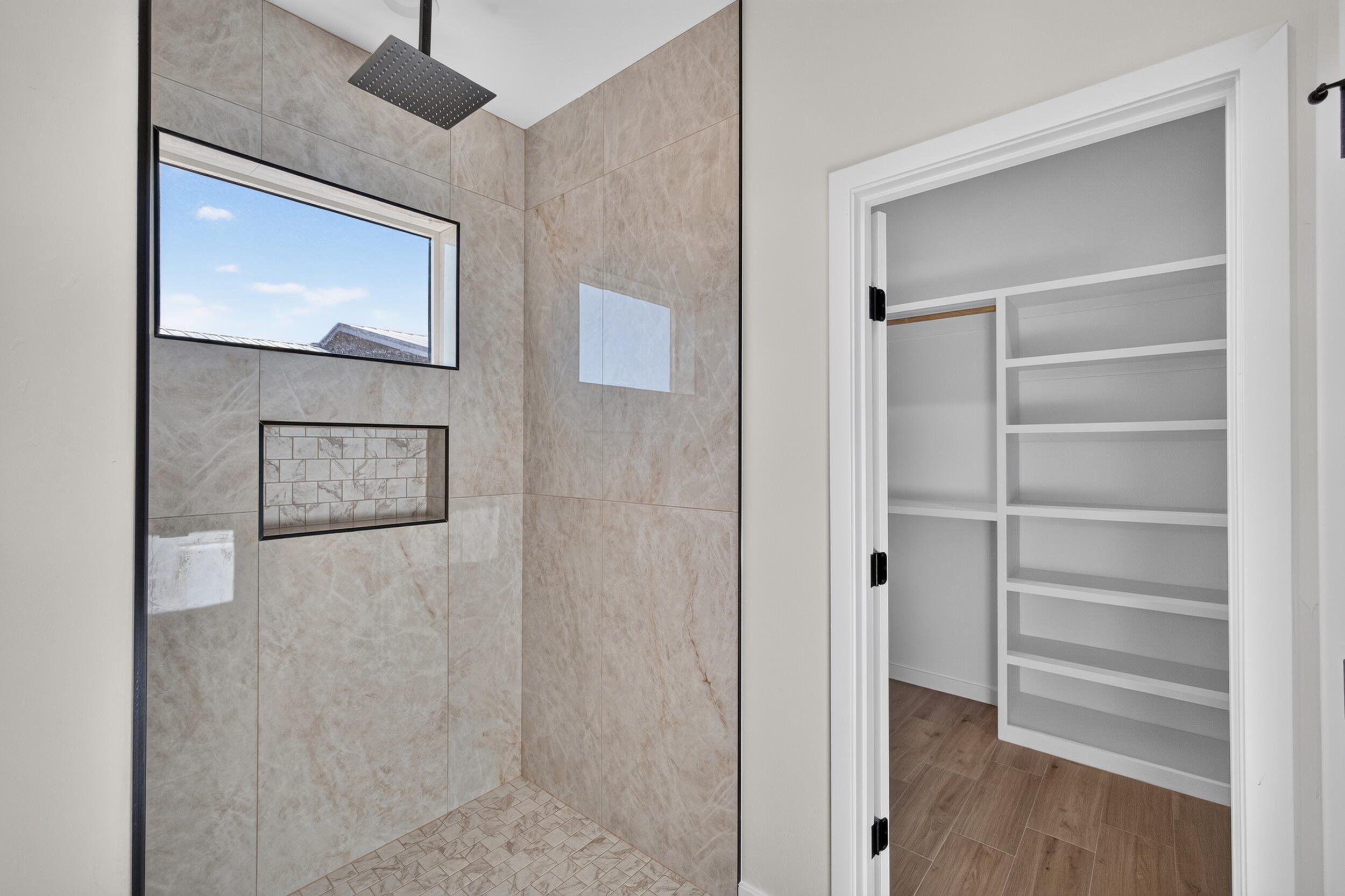 Photo 13 — 121 9th Avenue NW