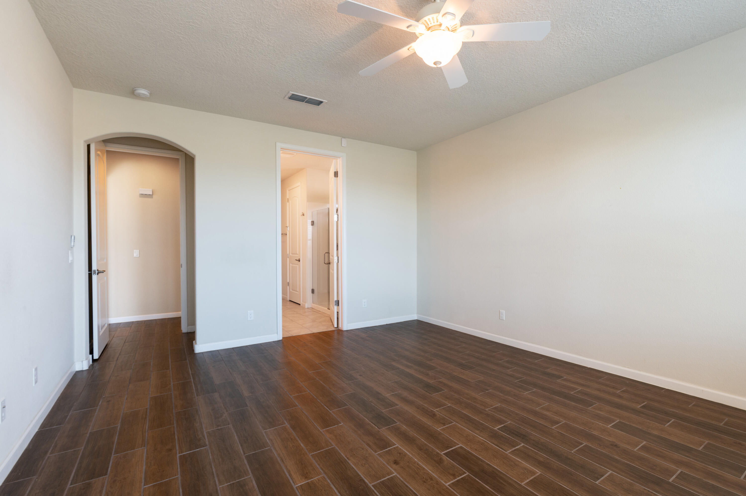 Photo 7 — 2100 Cave Creek Lane NW