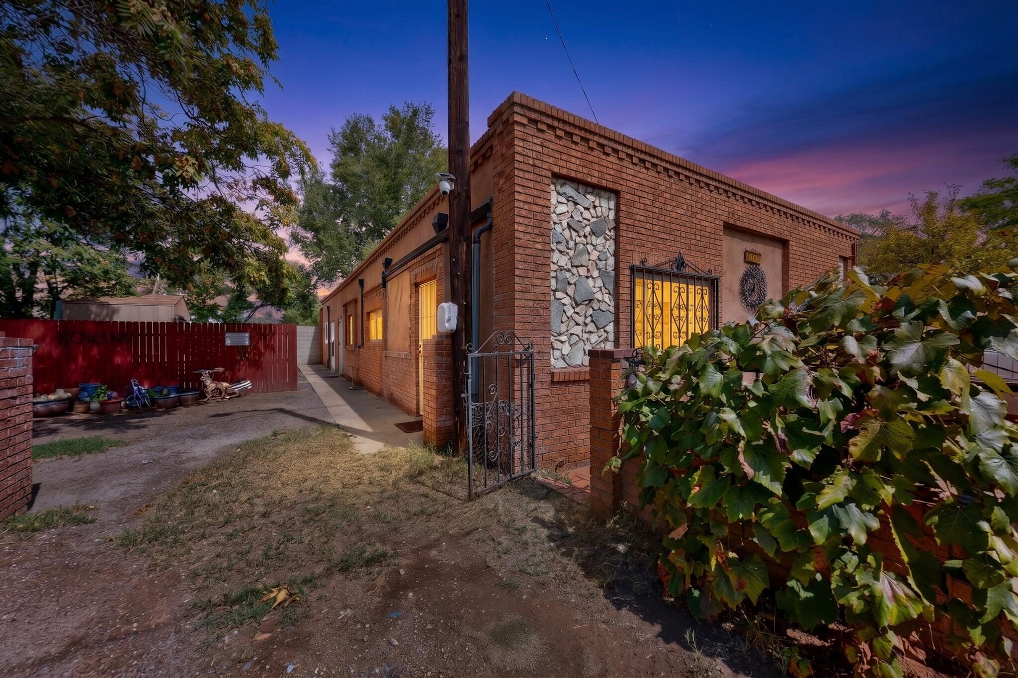 2215 Hooper Road SW