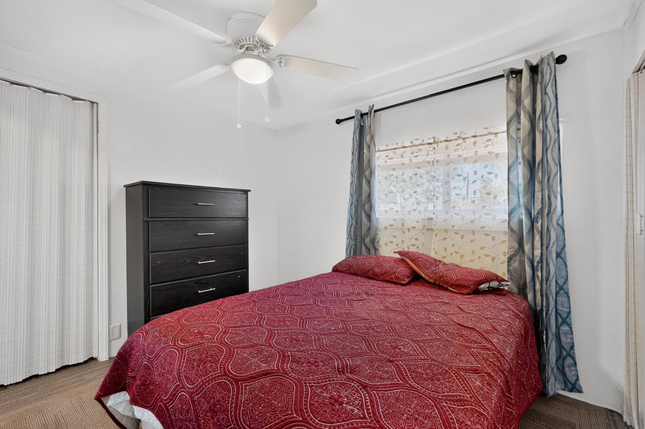 Photo 4 — 2215 Hooper Road SW