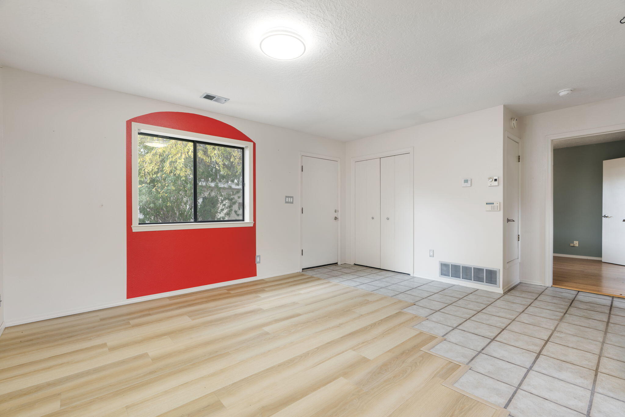 Photo 16 — 3123 Spur Court NW
