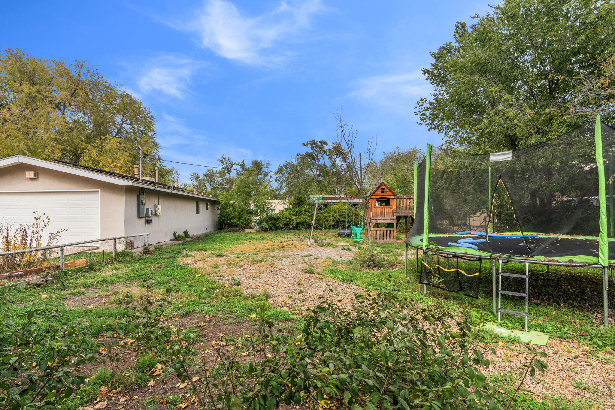 Photo 3 — 3123 Spur Court NW