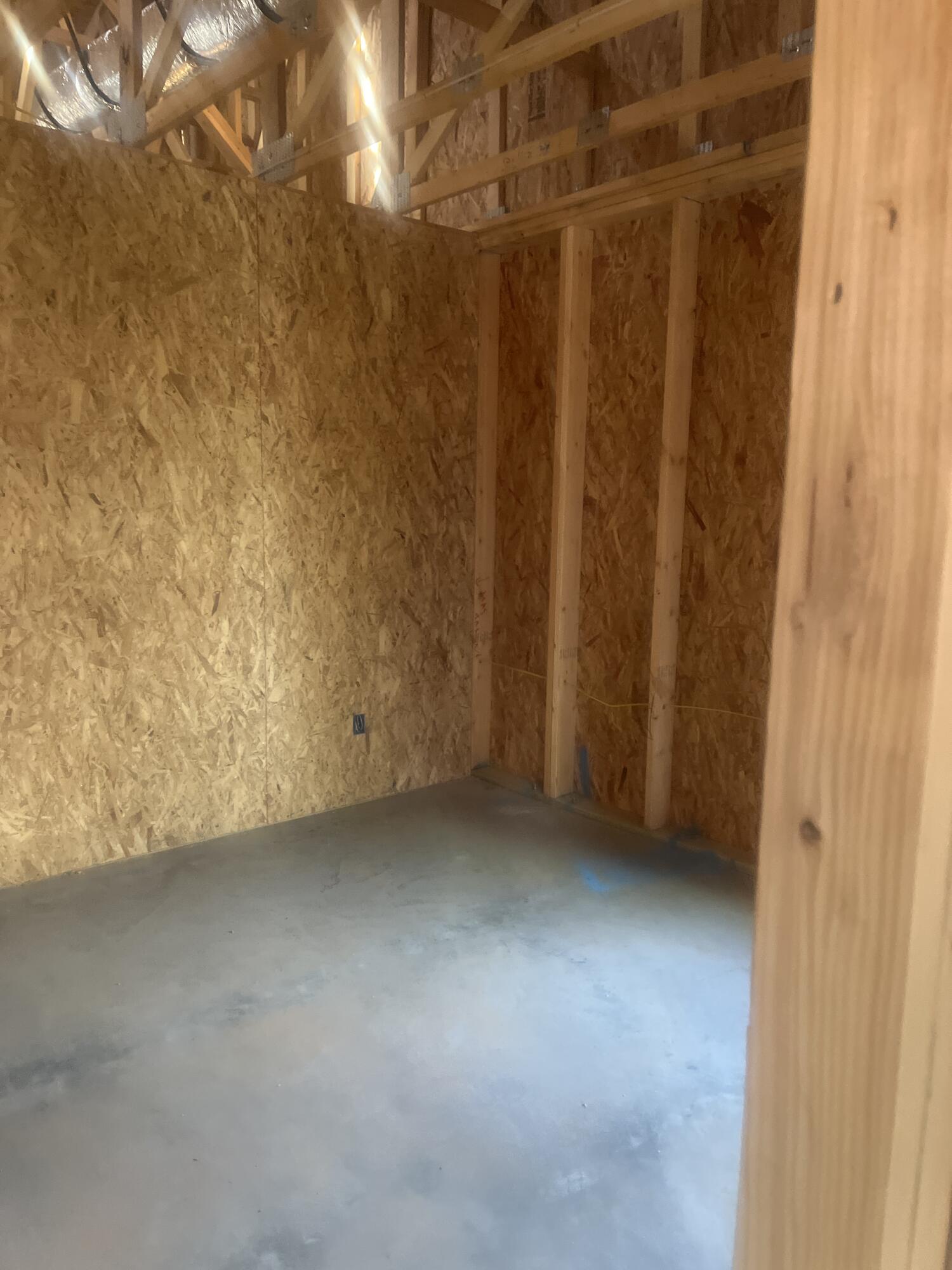 Photo 8 — 2689 Seaforth Circle