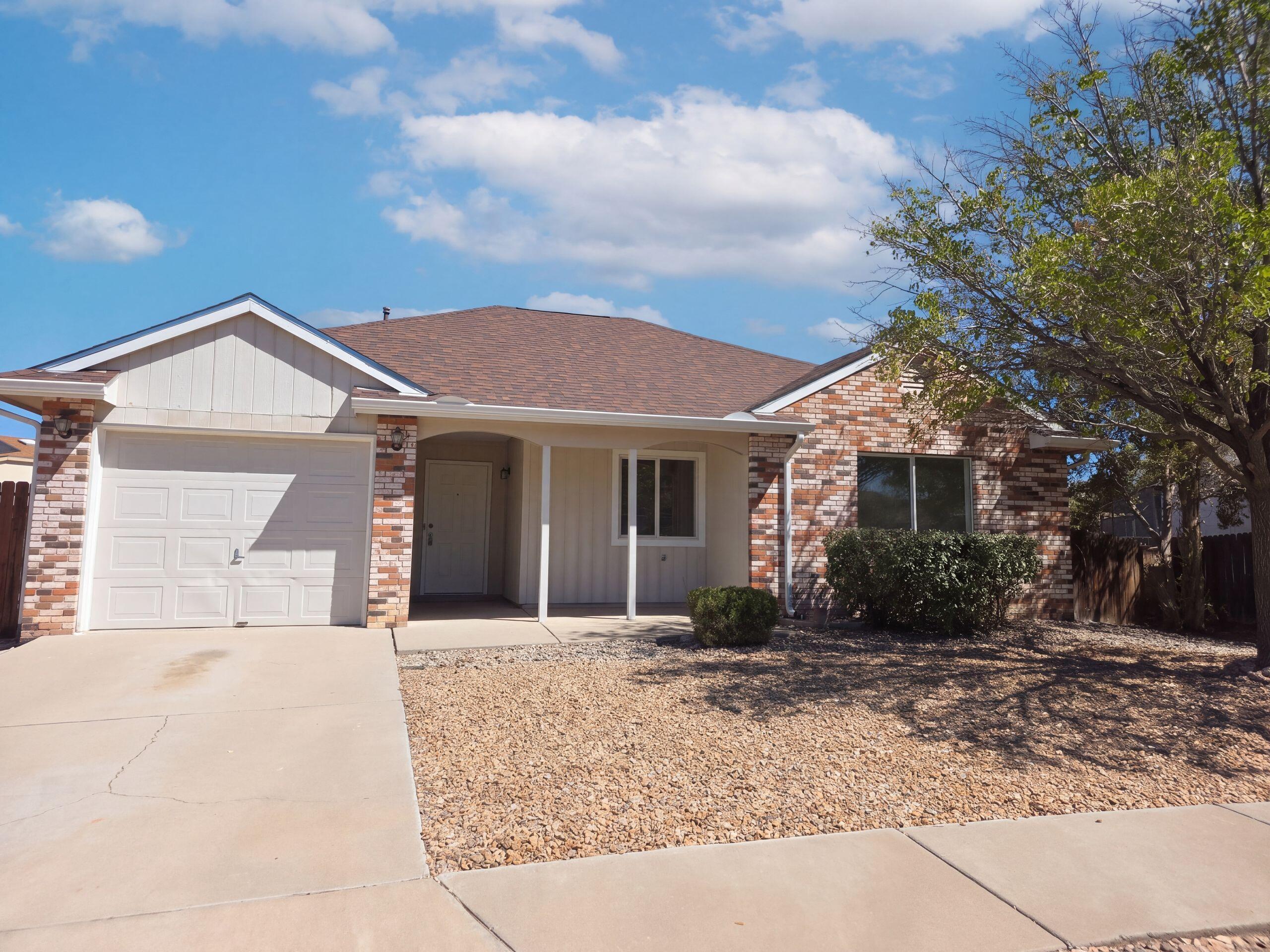 Photo 19 — 1890 Raspberry Drive NE