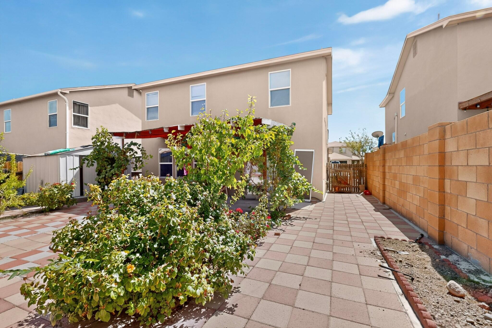 Photo 6 — 8419 Casa Amarilla Road NW