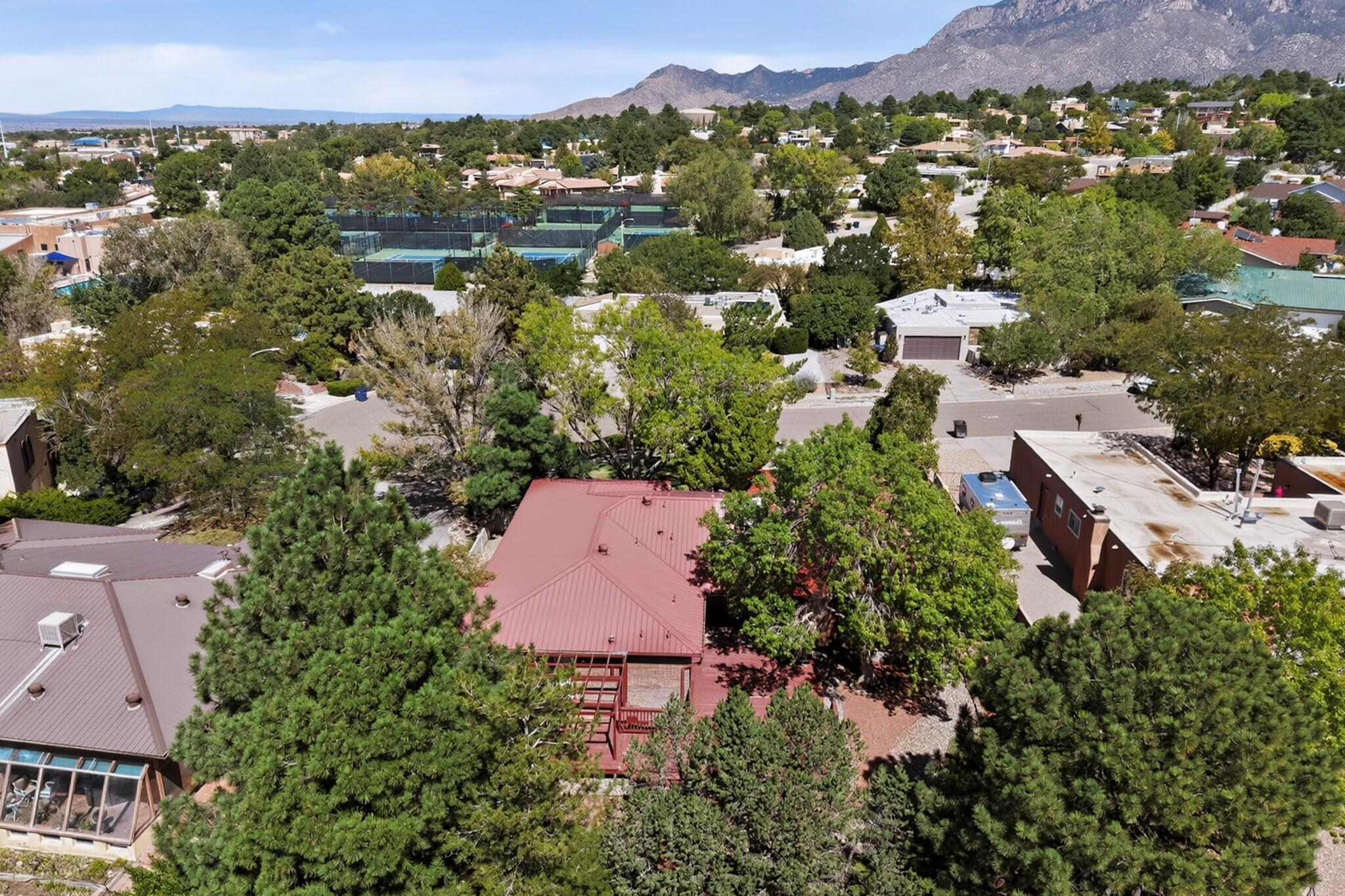 Photo 4 — 13008 Glenwood Hills Court NE