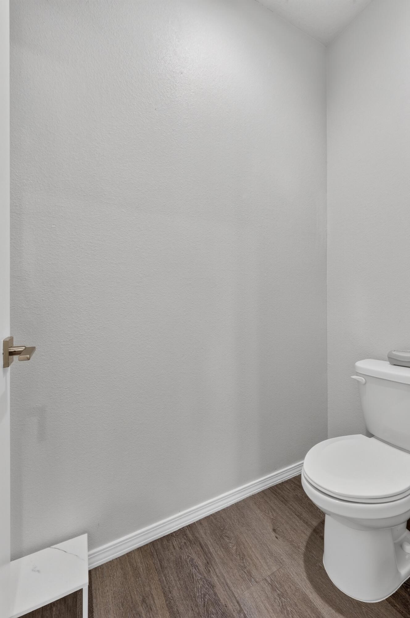 Photo 18 — 6121 Strand Loop SE