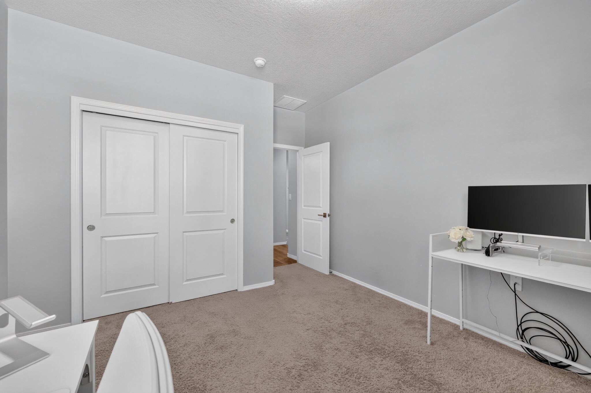 Photo 13 — 6121 Strand Loop SE