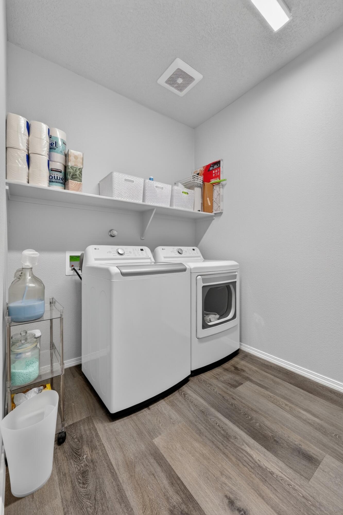 Photo 12 — 6121 Strand Loop SE