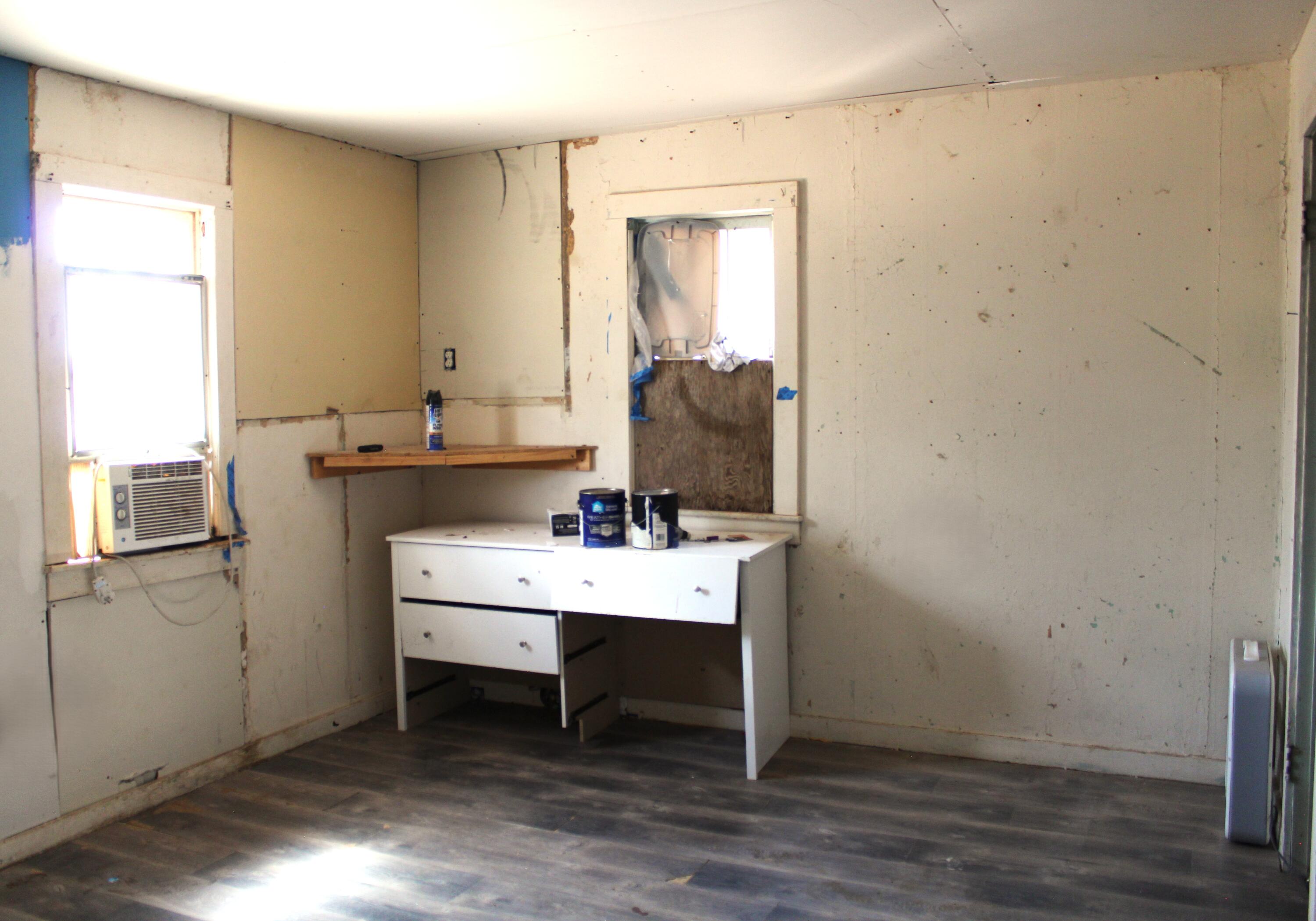 Photo 19 — 808 E Laughlin Avenue