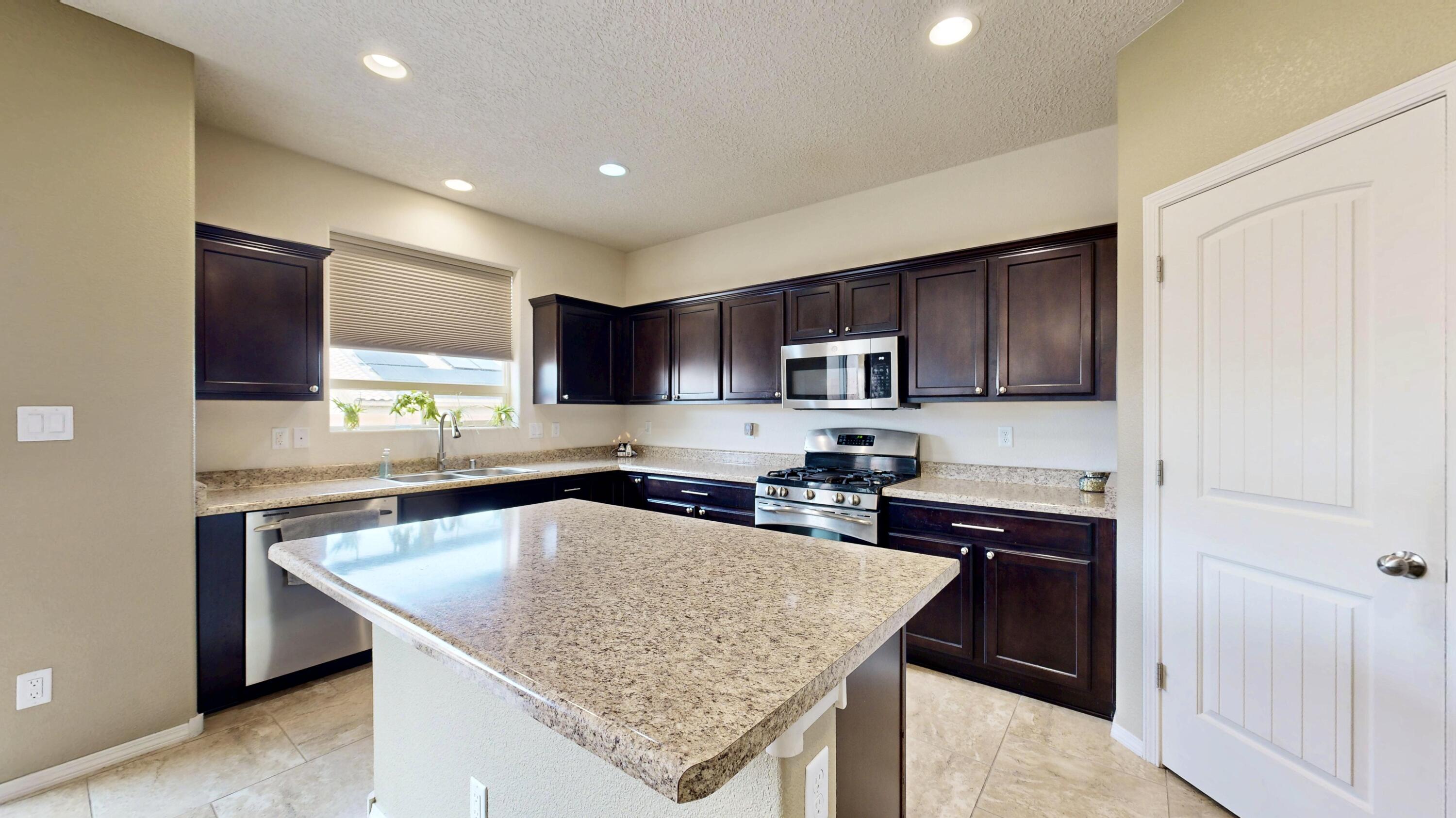 Photo 6 — 6547 Desert Spirit Road NW
