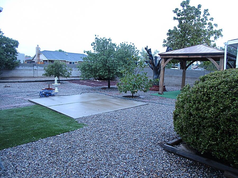 Photo 4 — 5115 Tecolote NW