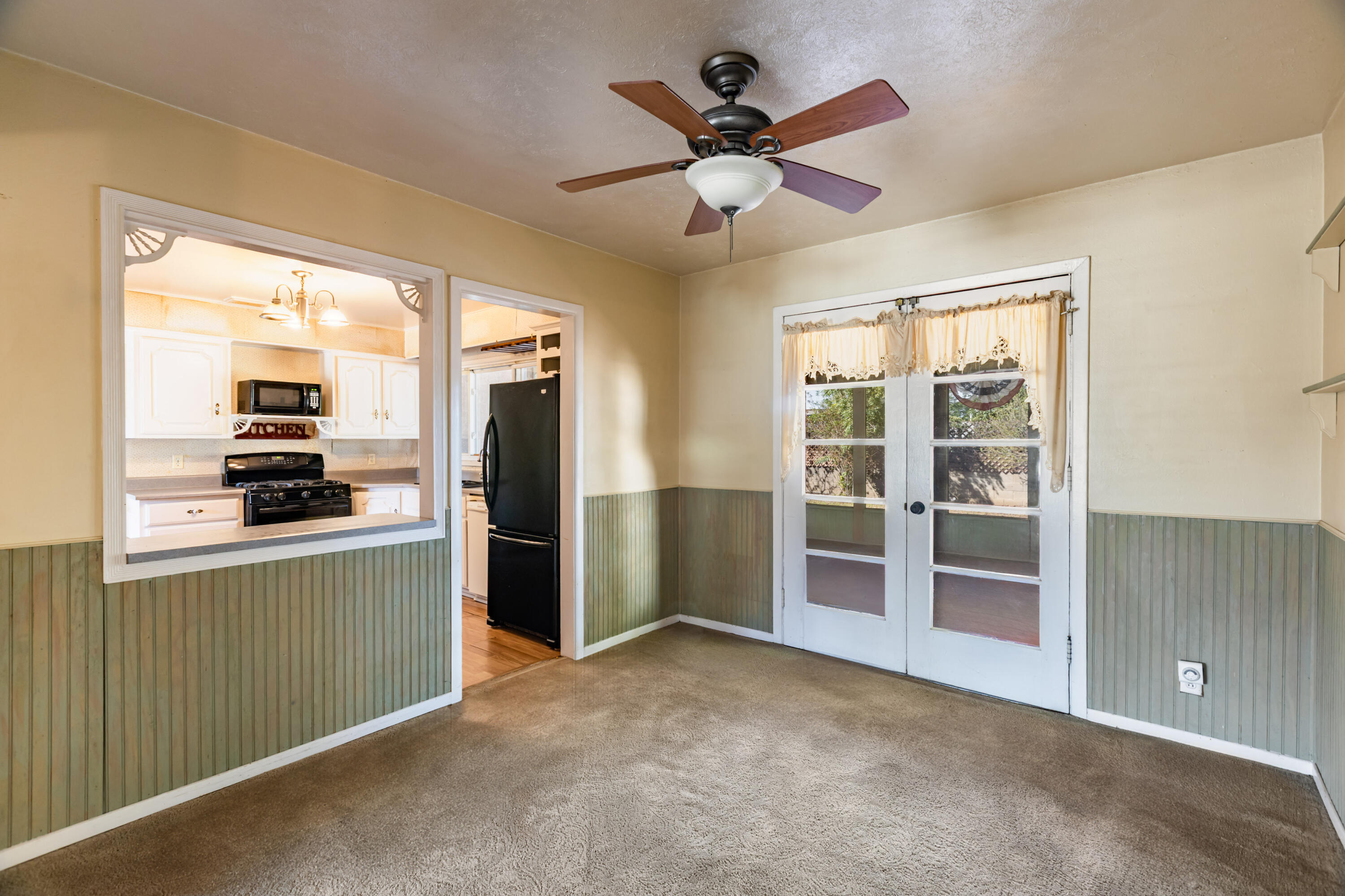 Photo 13 — 1511 Katie Street NE