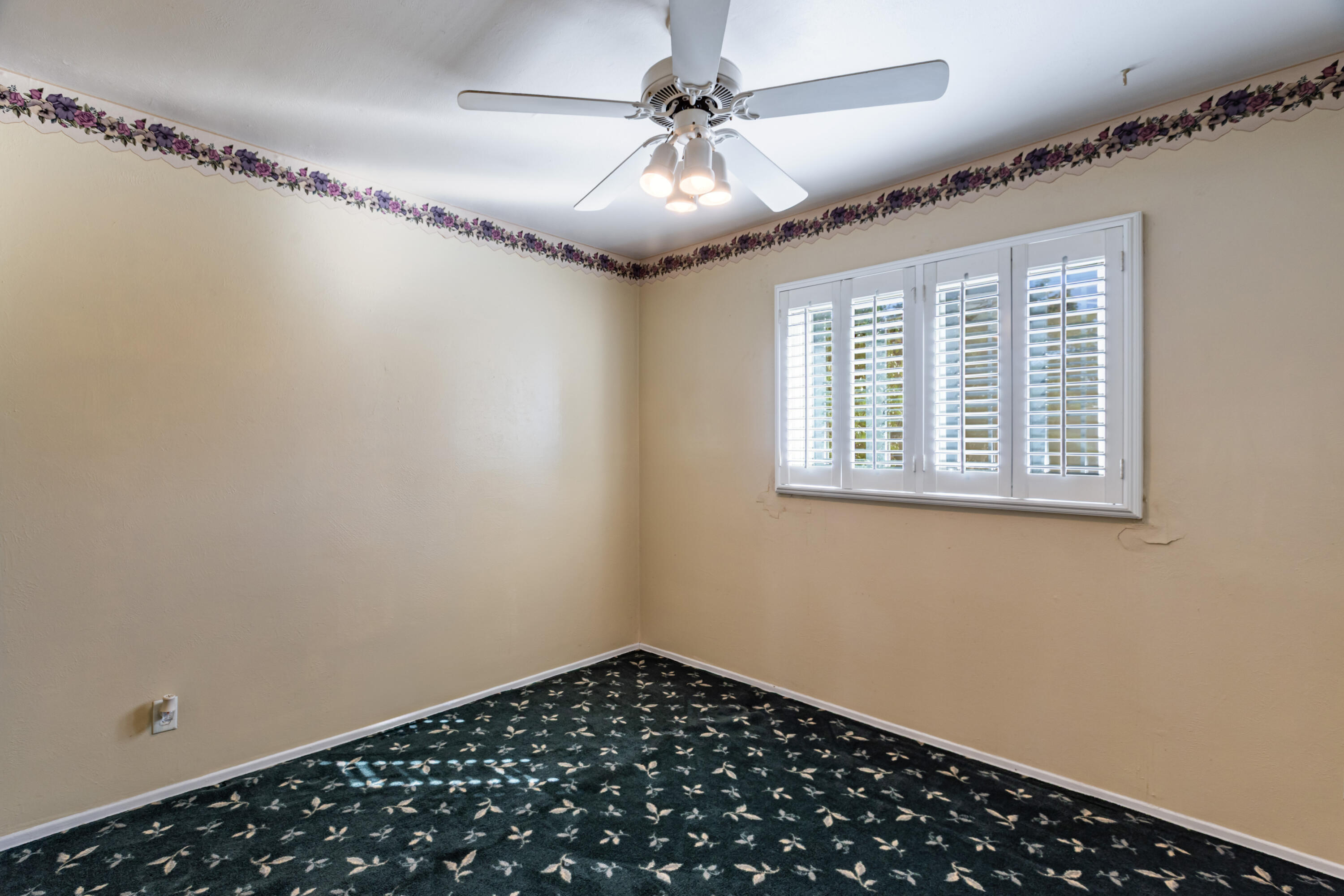 Photo 9 — 1511 Katie Street NE