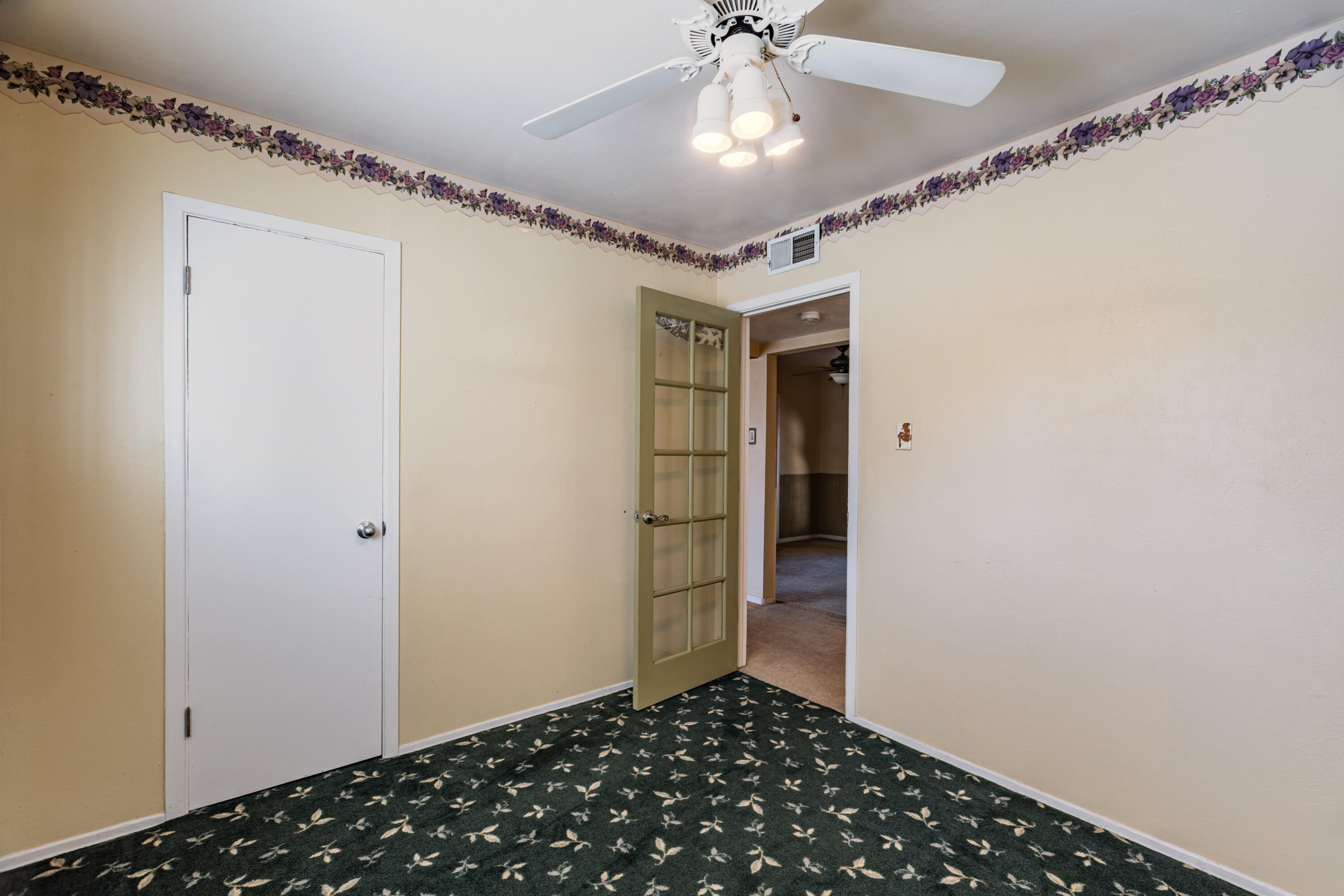Photo 8 — 1511 Katie Street NE