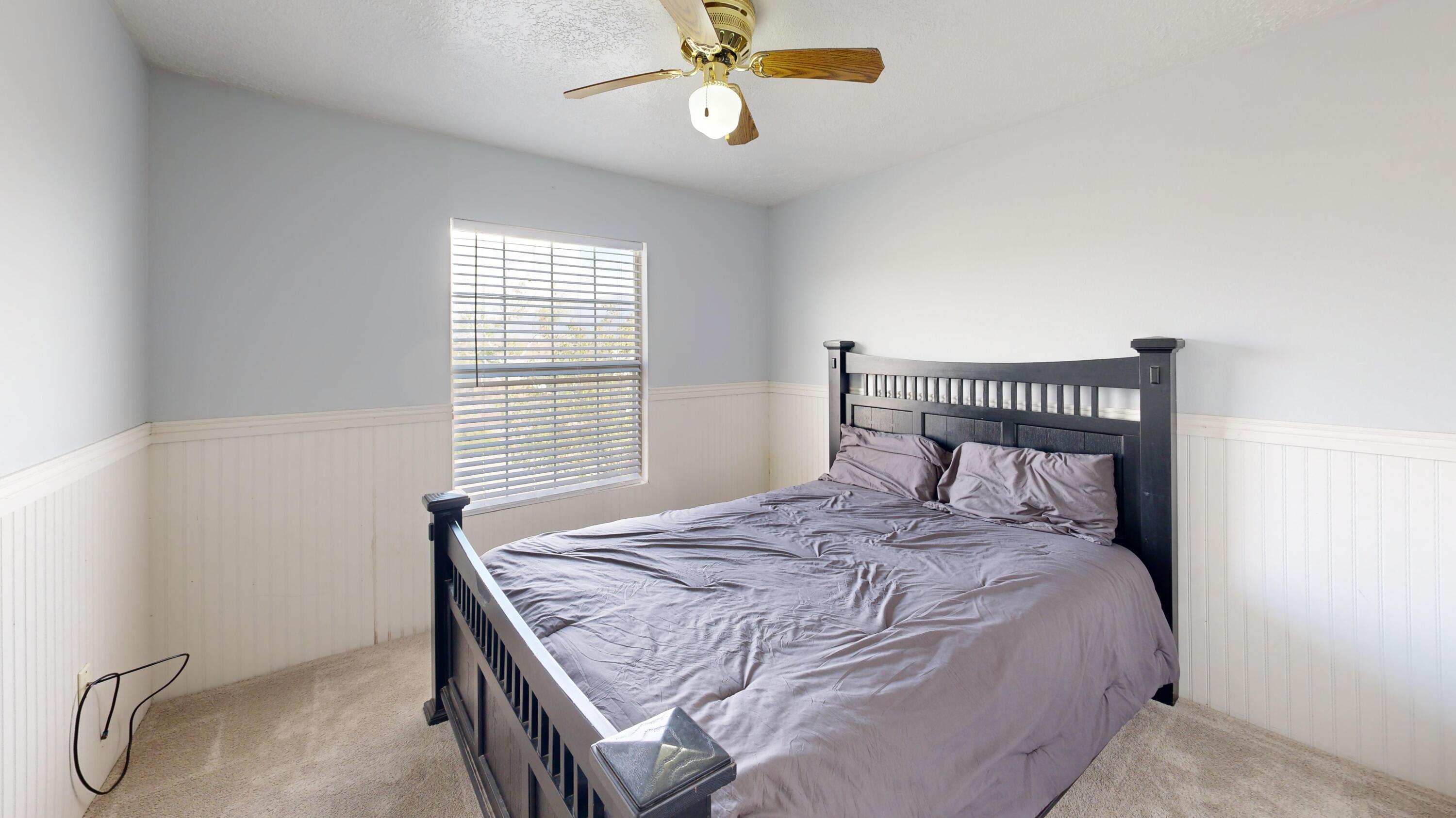 Photo 2 — 2309 Agua Fria Drive NE