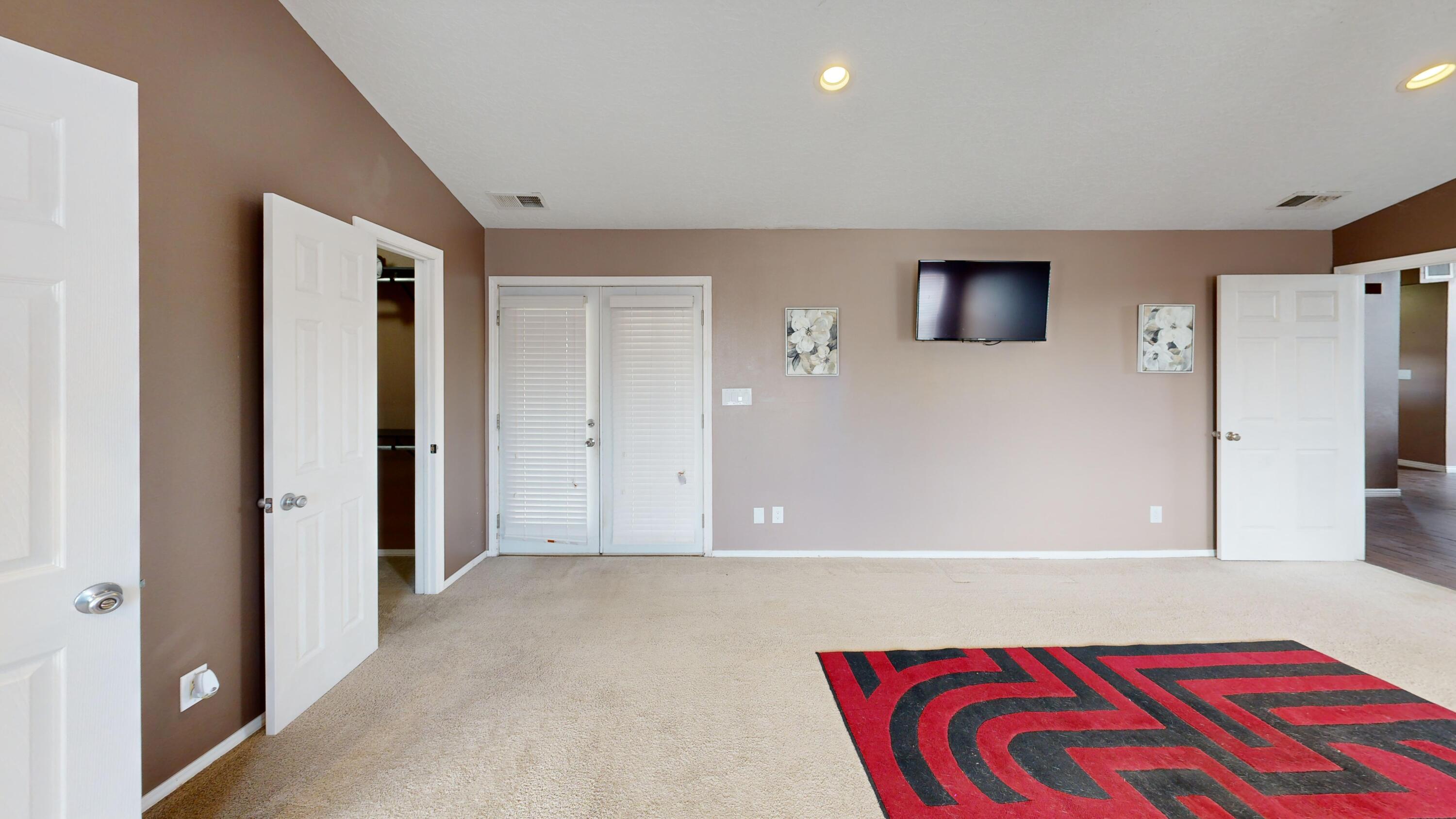 Photo 6 — 2309 Agua Fria Drive NE