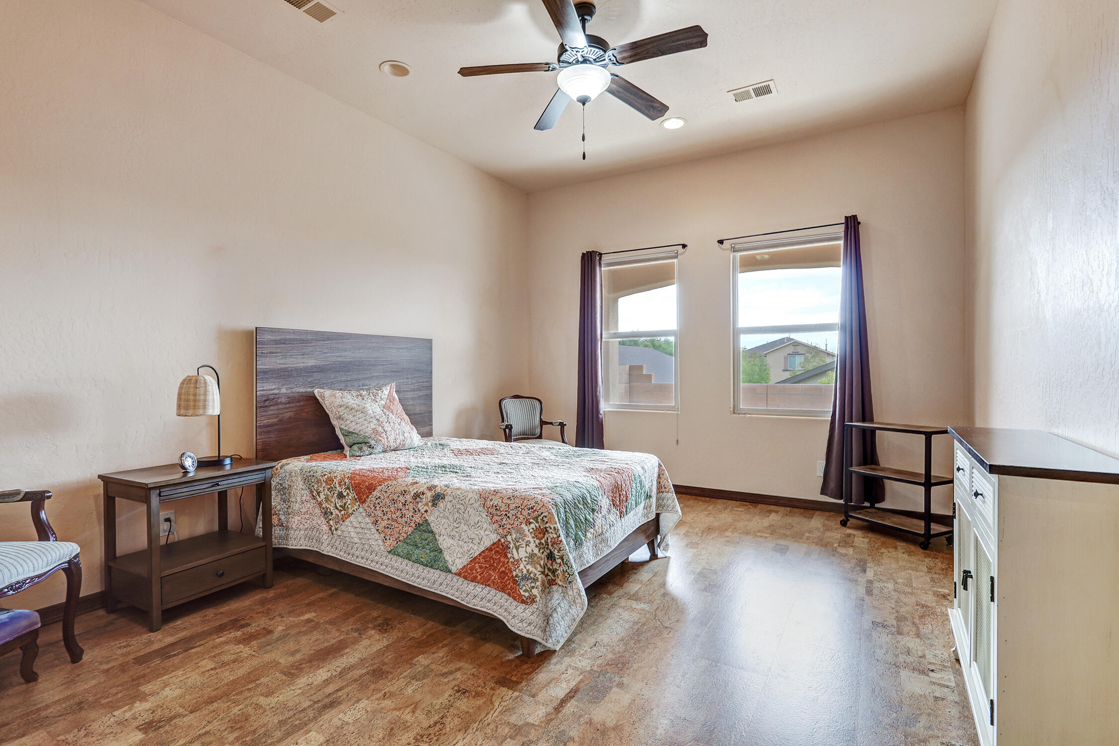 Photo 7 — 1712 Chisholm Trail NE