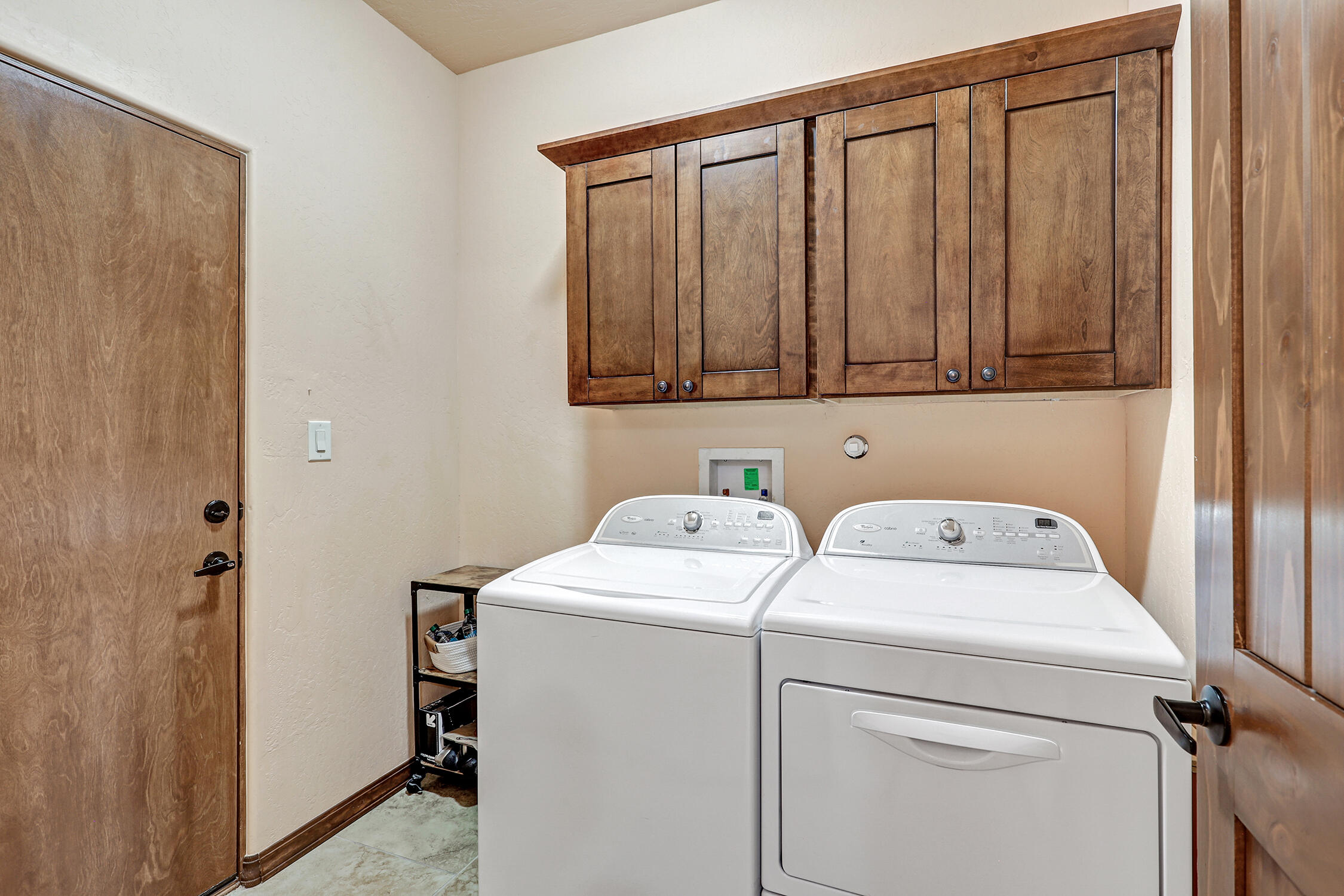 Photo 15 — 1712 Chisholm Trail NE