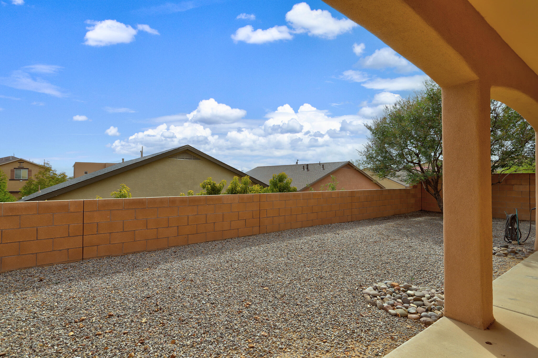 Photo 16 — 1712 Chisholm Trail NE