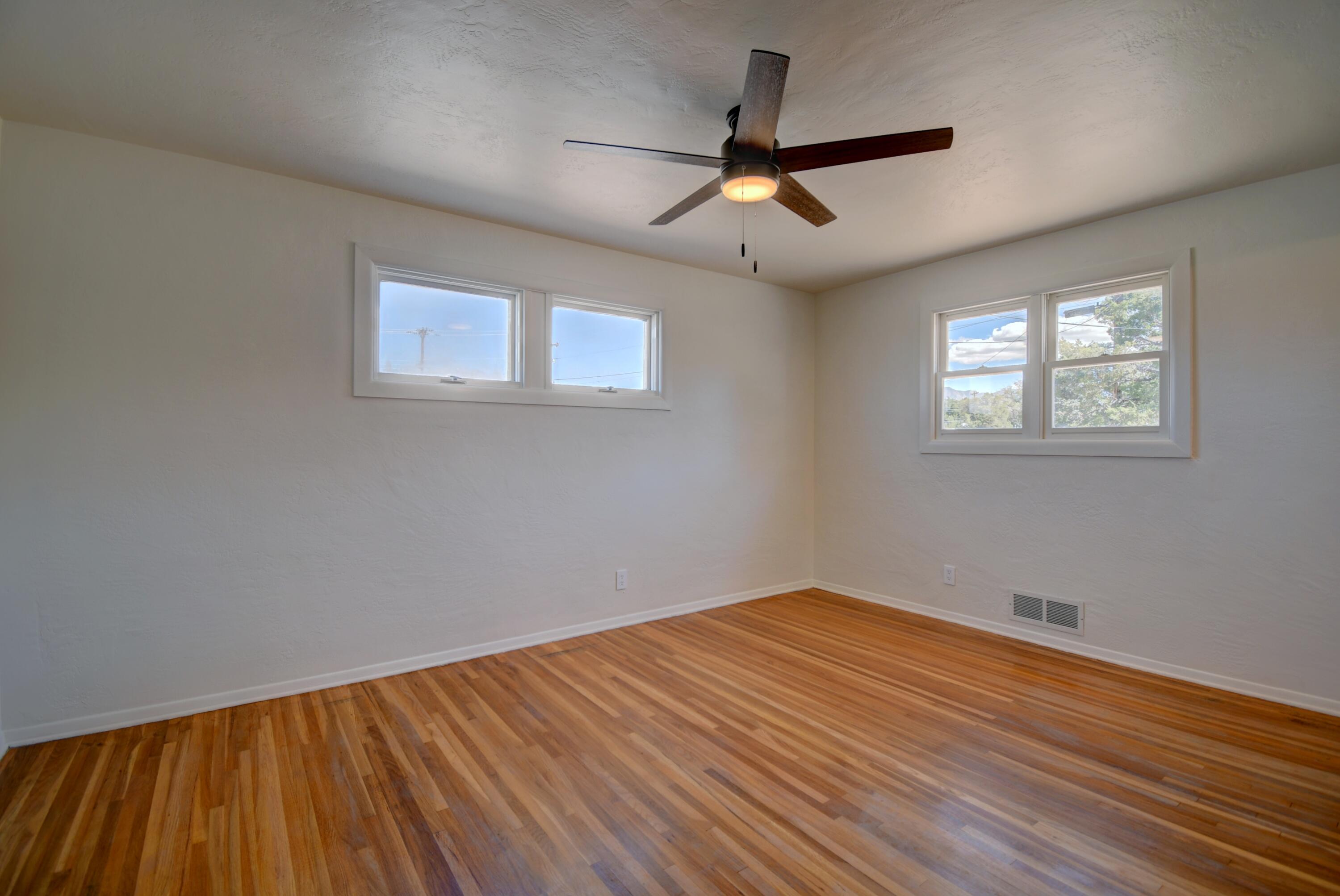 Photo 12 — 3224 California Street NE