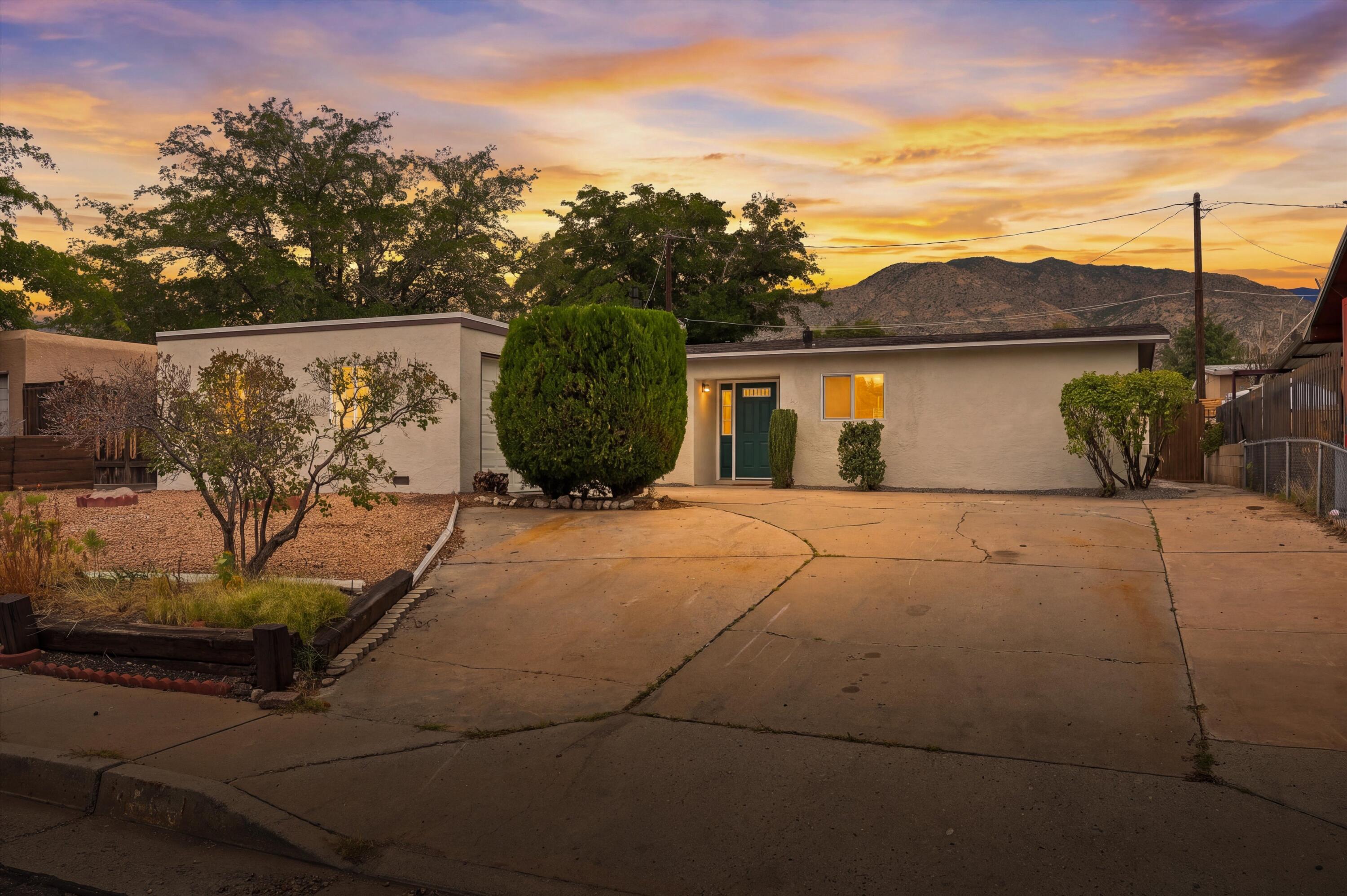 2604 Sandler Drive NE