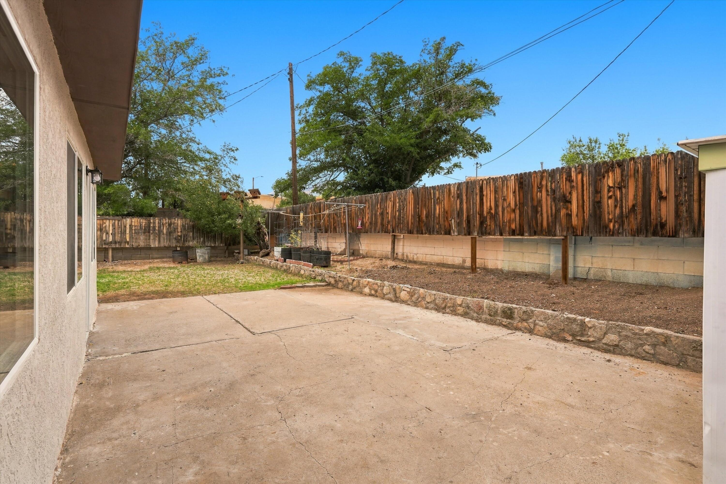 Photo 3 — 2604 Sandler Drive NE