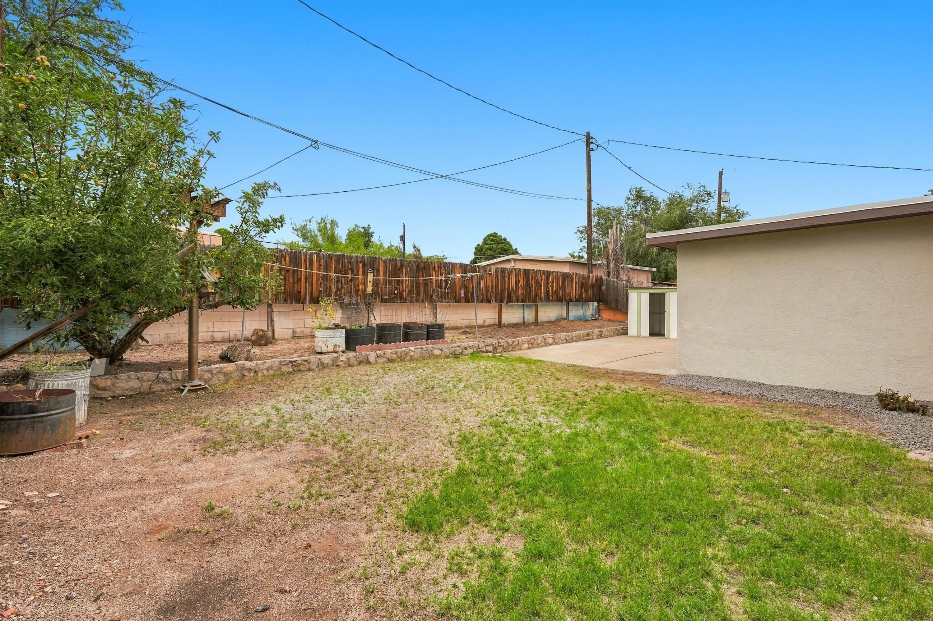 Photo 6 — 2604 Sandler Drive NE