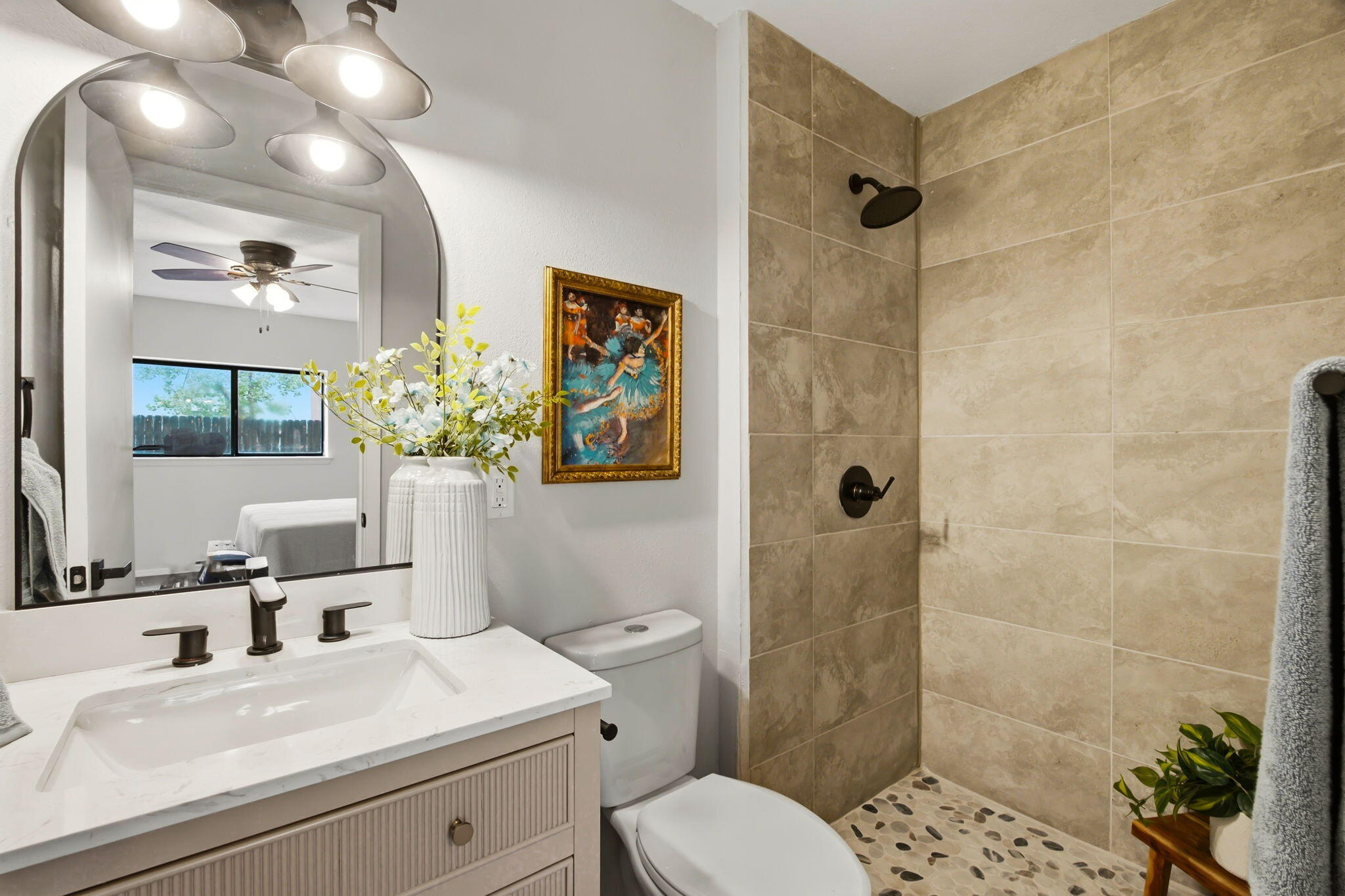 Photo 17 — 5127 Orion Avenue NW