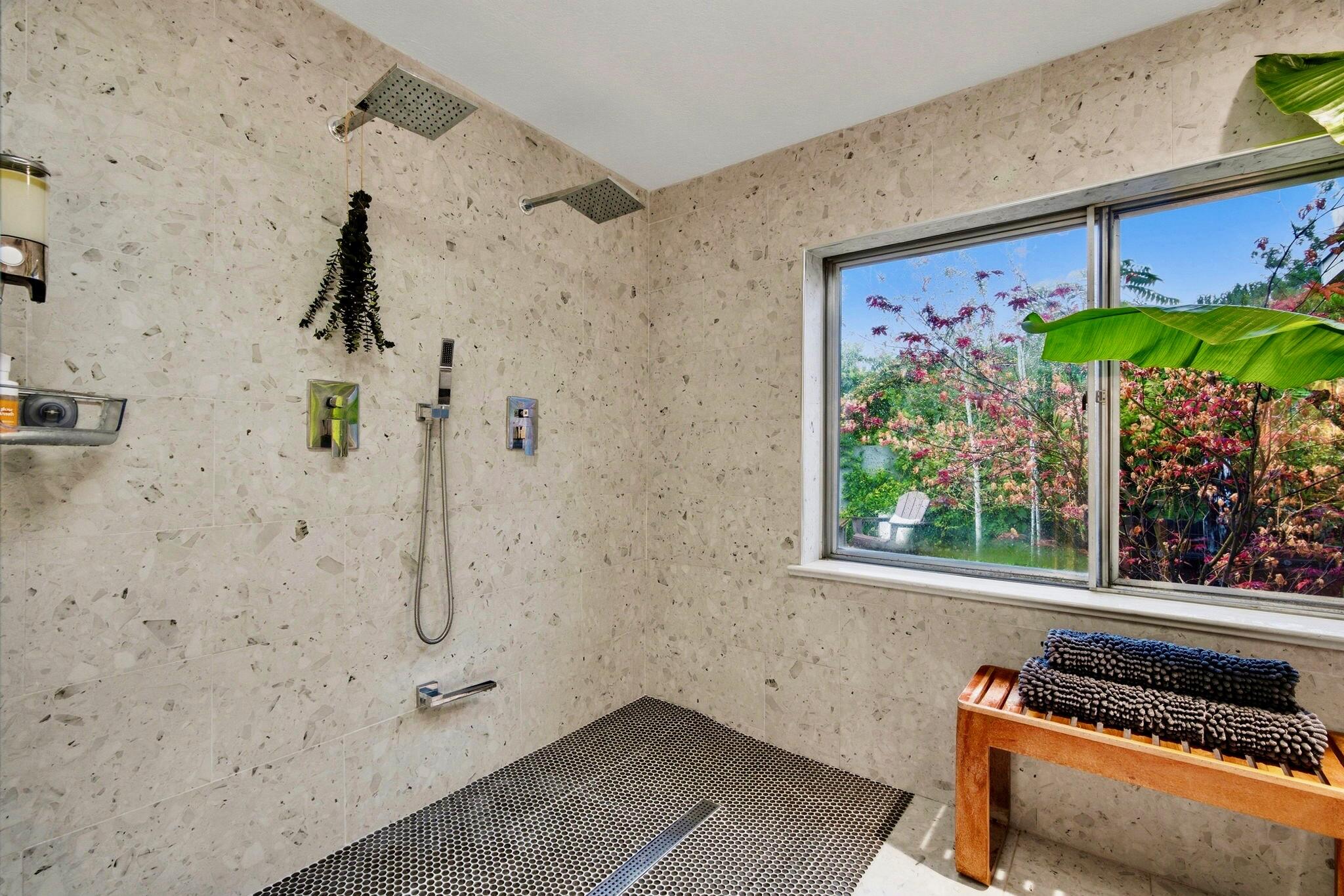 Photo 19 — 6601 Luella Anne Drive NE
