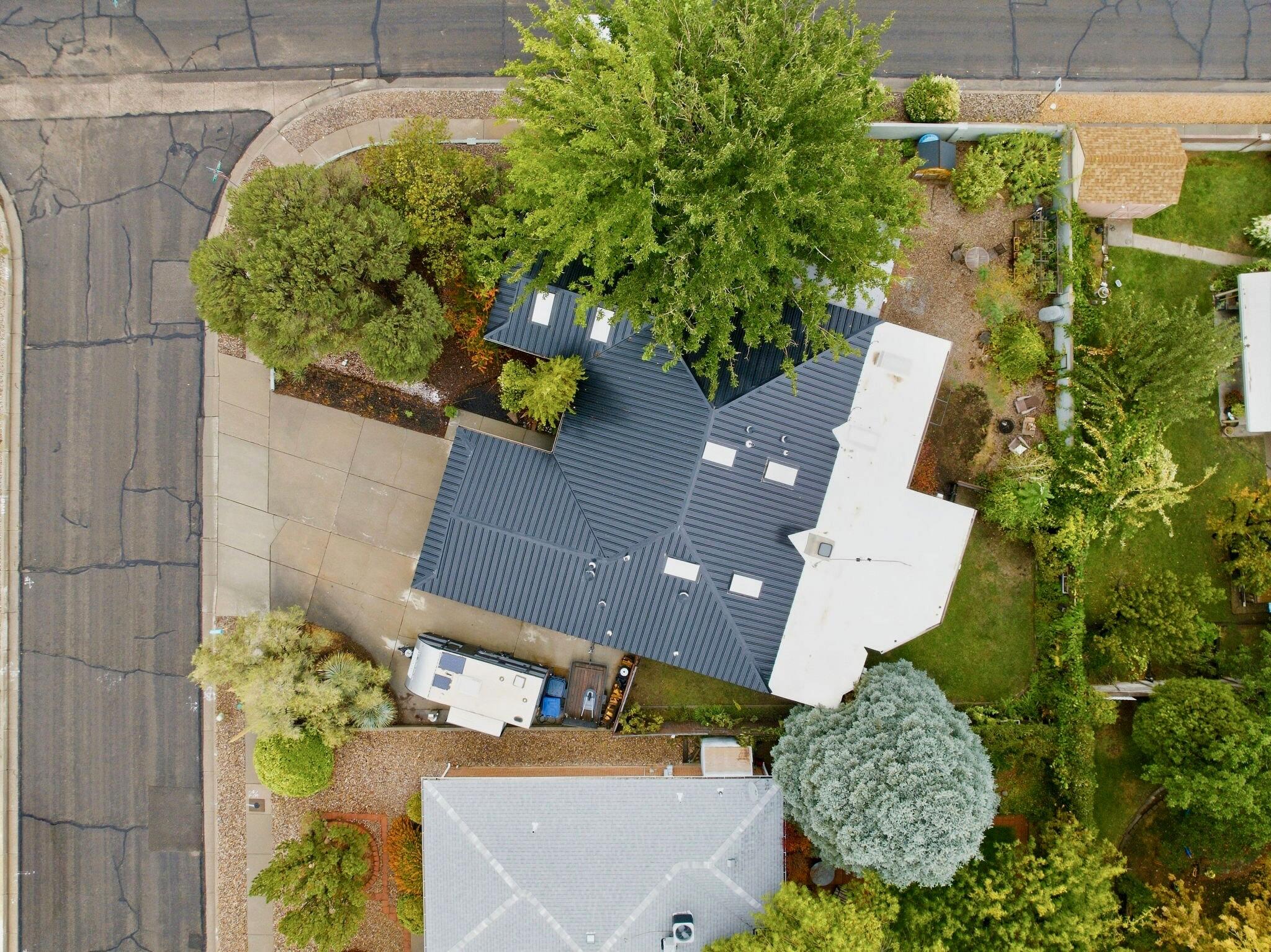 Photo 10 — 6601 Luella Anne Drive NE