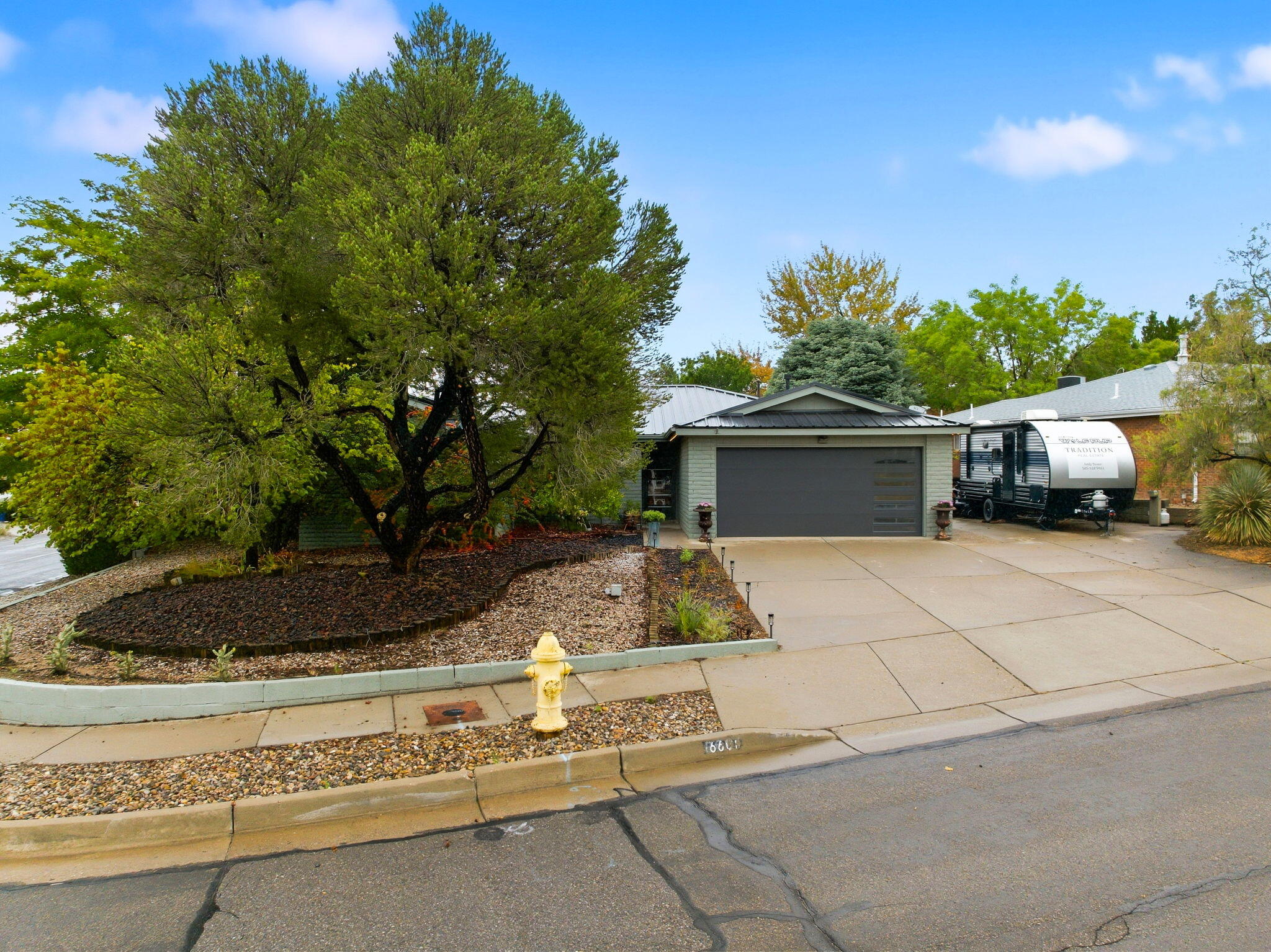 Photo 13 — 6601 Luella Anne Drive NE