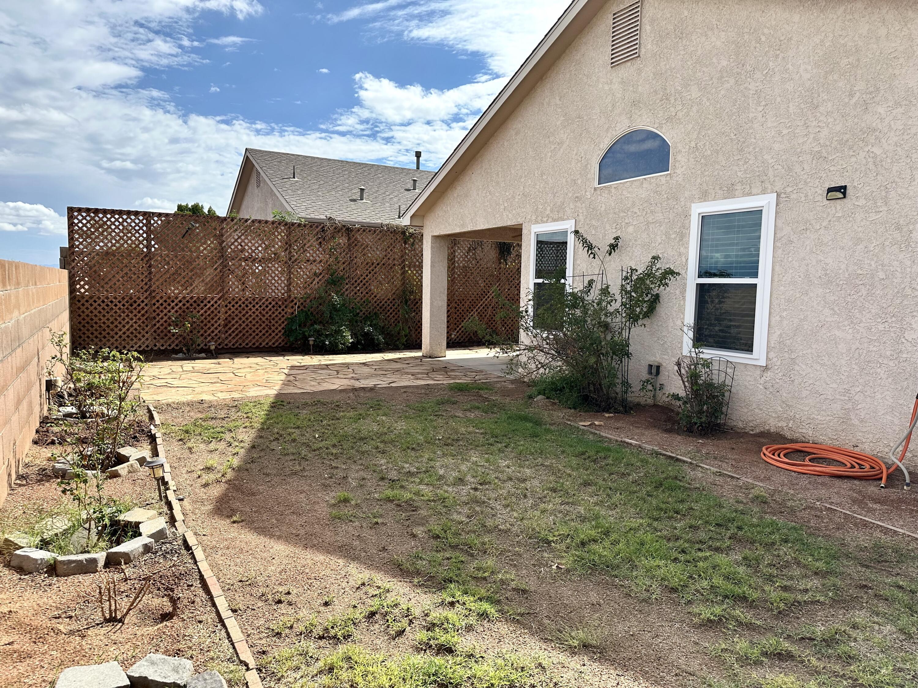 Photo 4 — 10316 Calle Dichoso Court NW