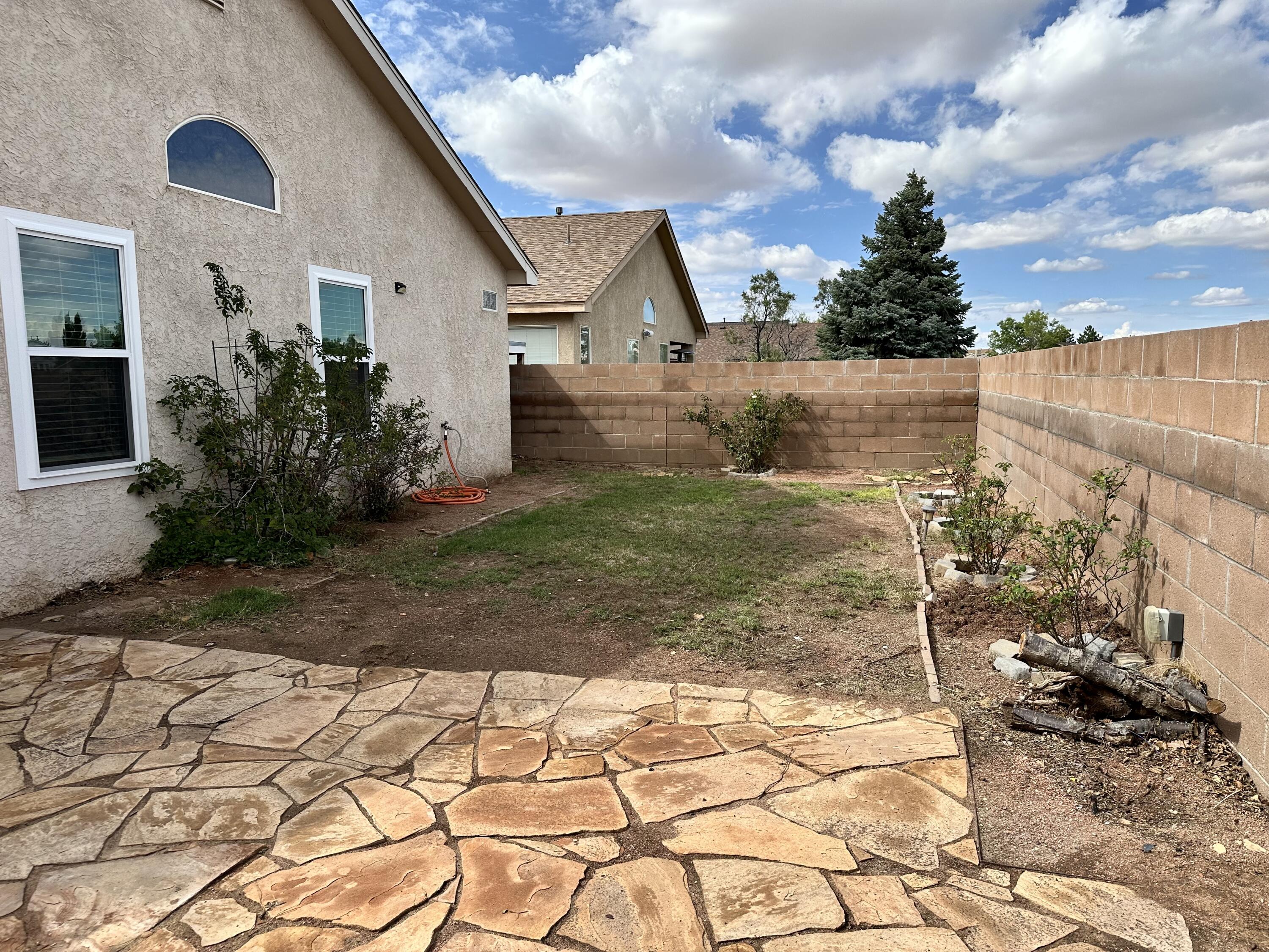 Photo 9 — 10316 Calle Dichoso Court NW