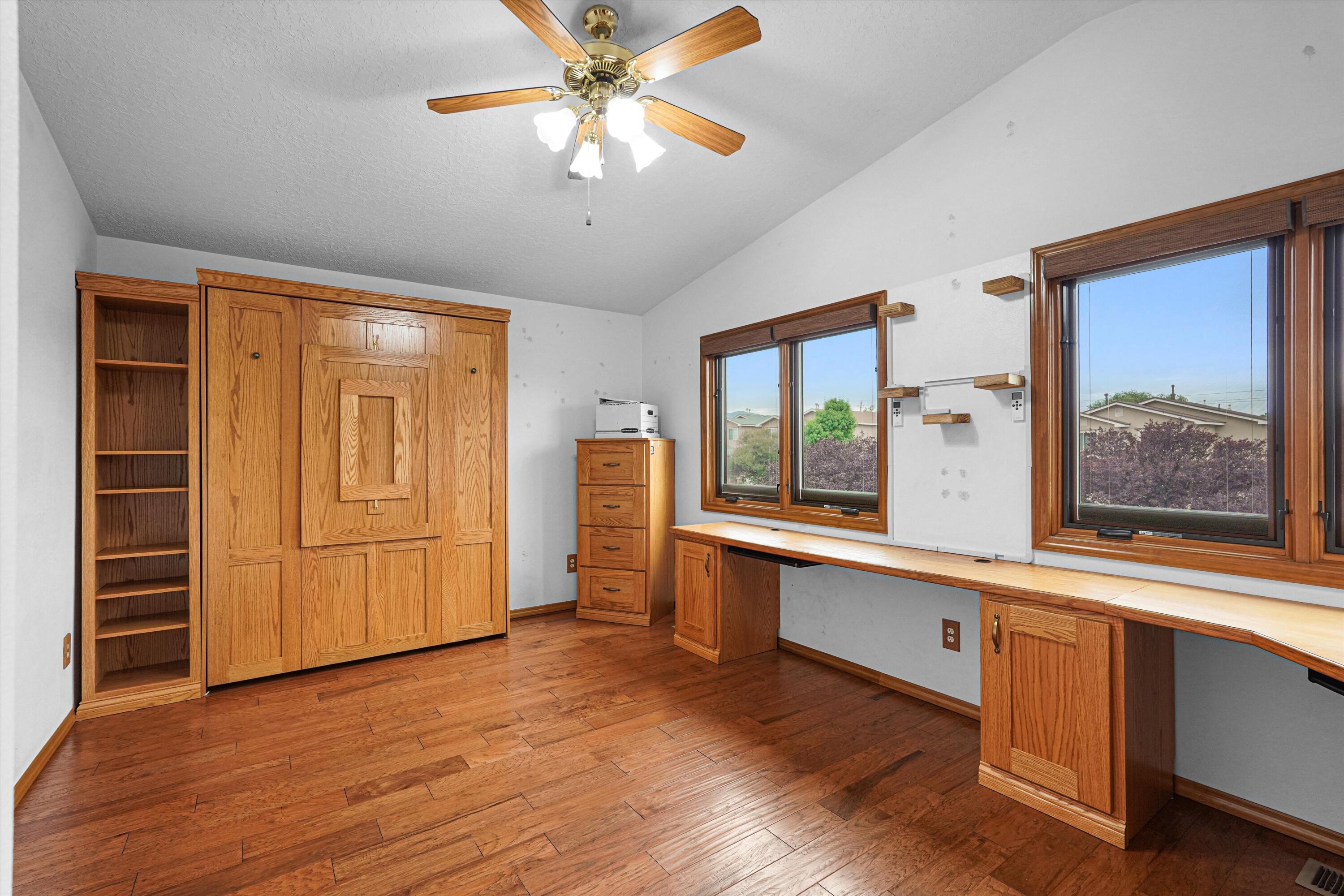 Photo 7 — 7405 Eagle Crest Avenue NE