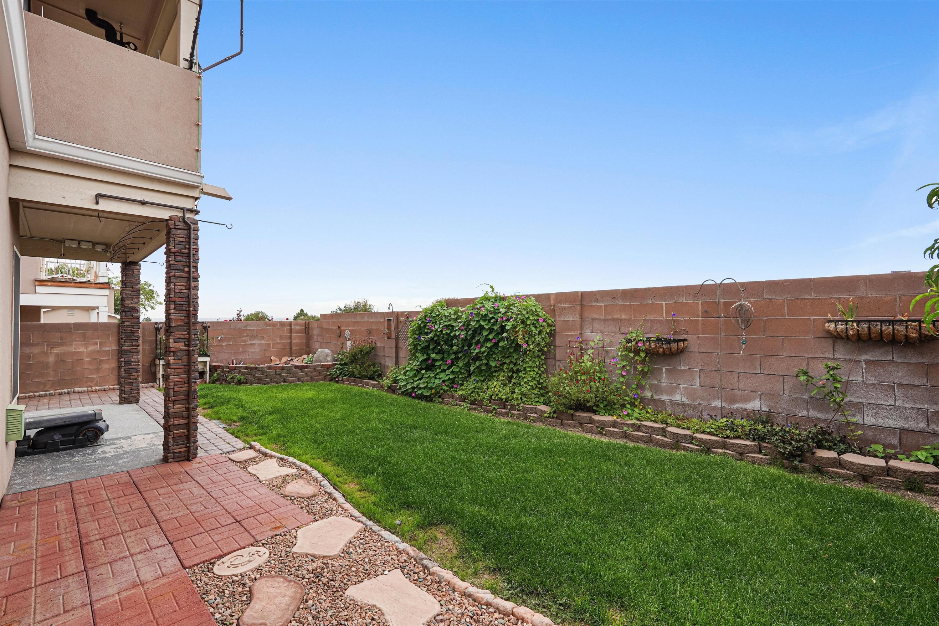 Photo 19 — 7405 Eagle Crest Avenue NE