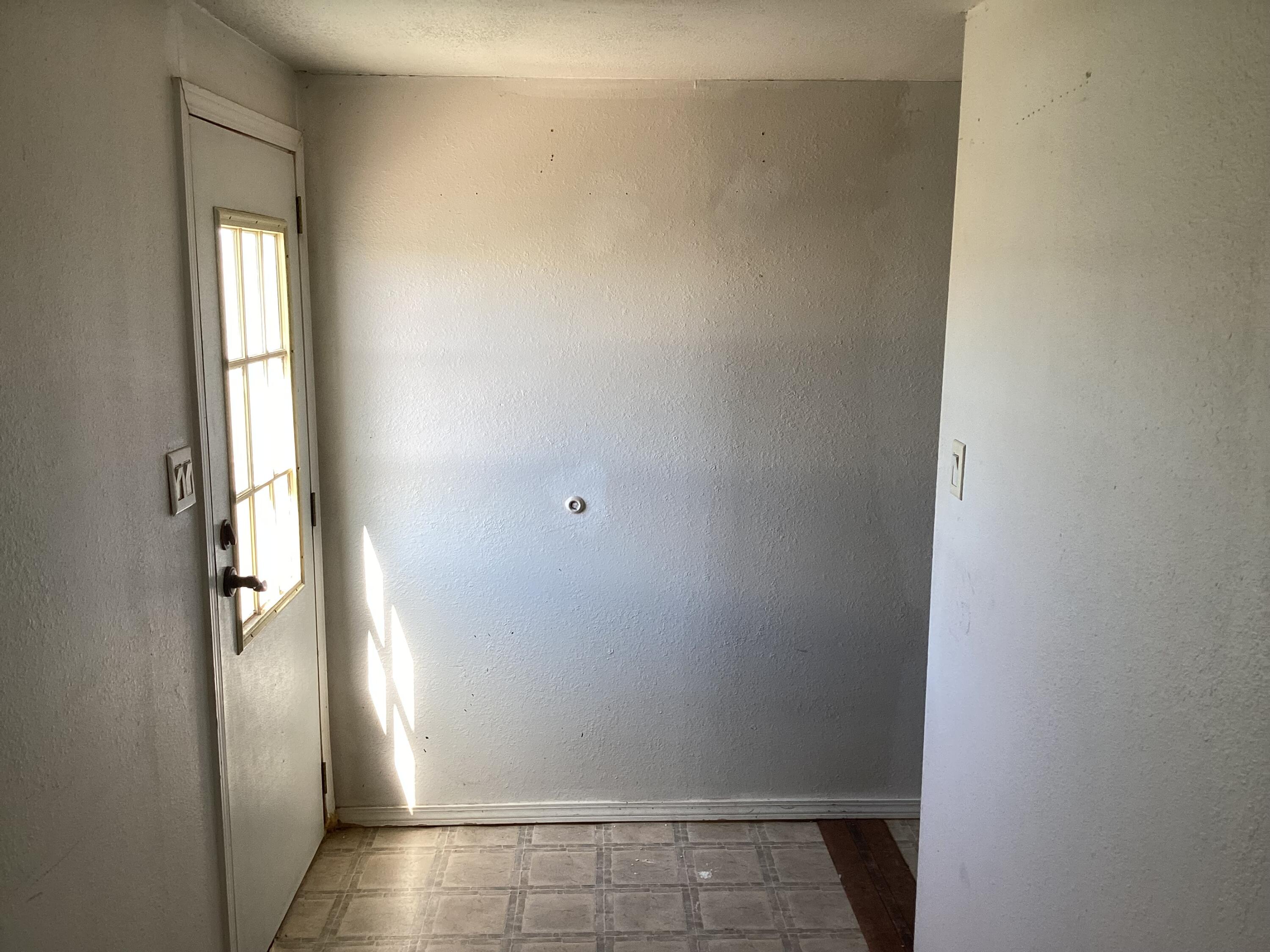 Photo 8 — 5 Douglas Court