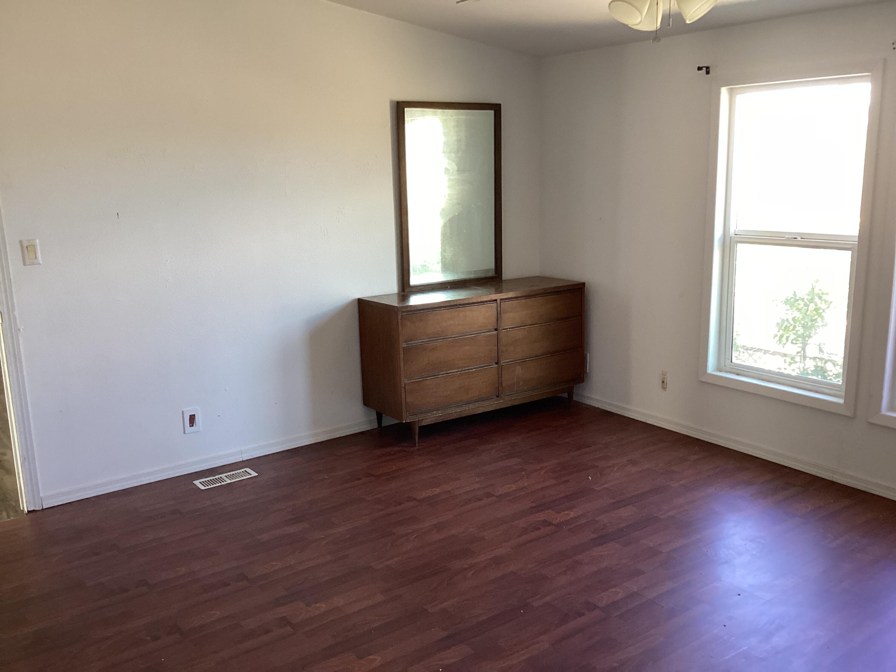 Photo 3 — 5 Douglas Court