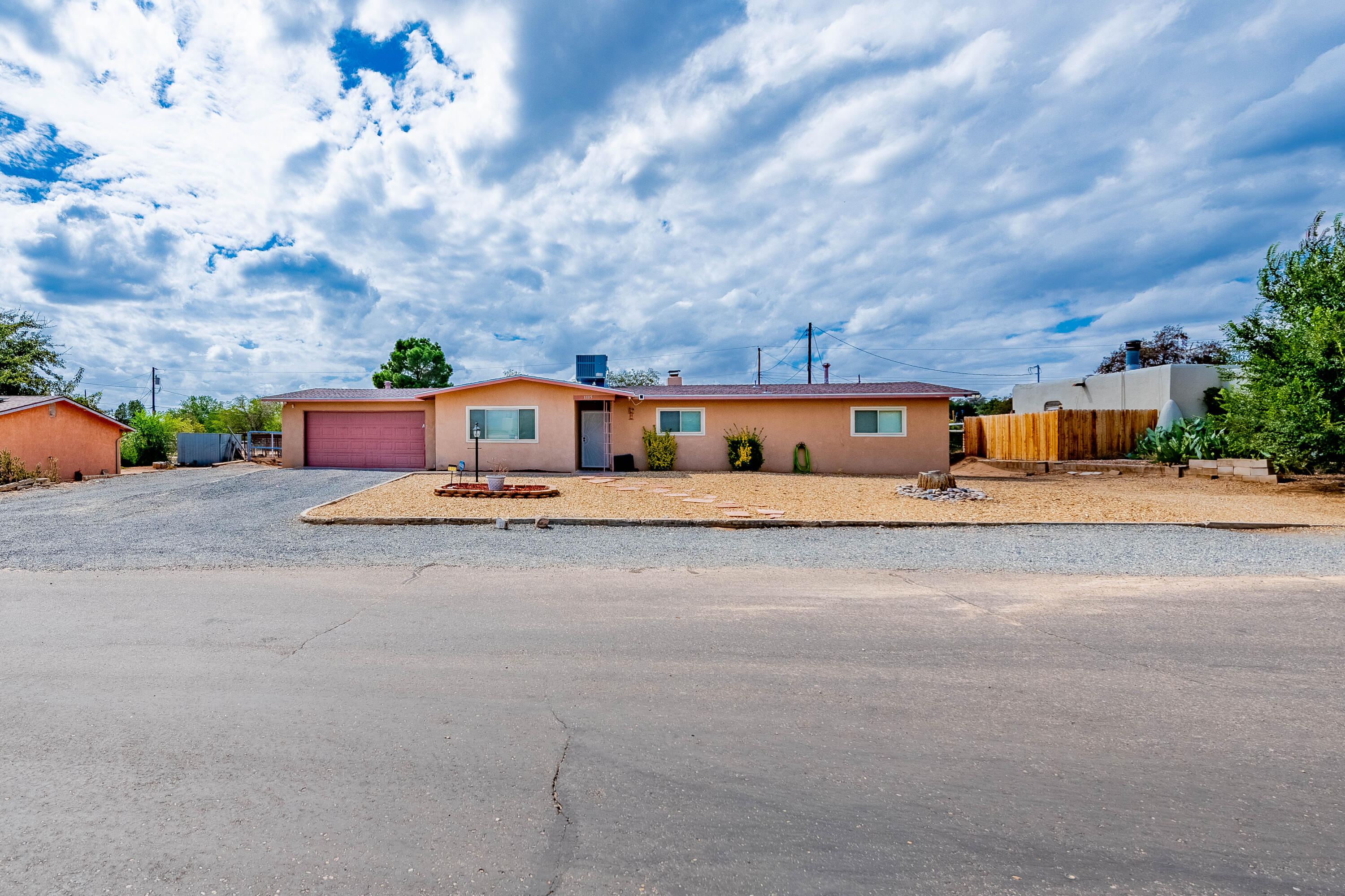 1115 Cielo Vista Del Norte, Corrales, NM 87048