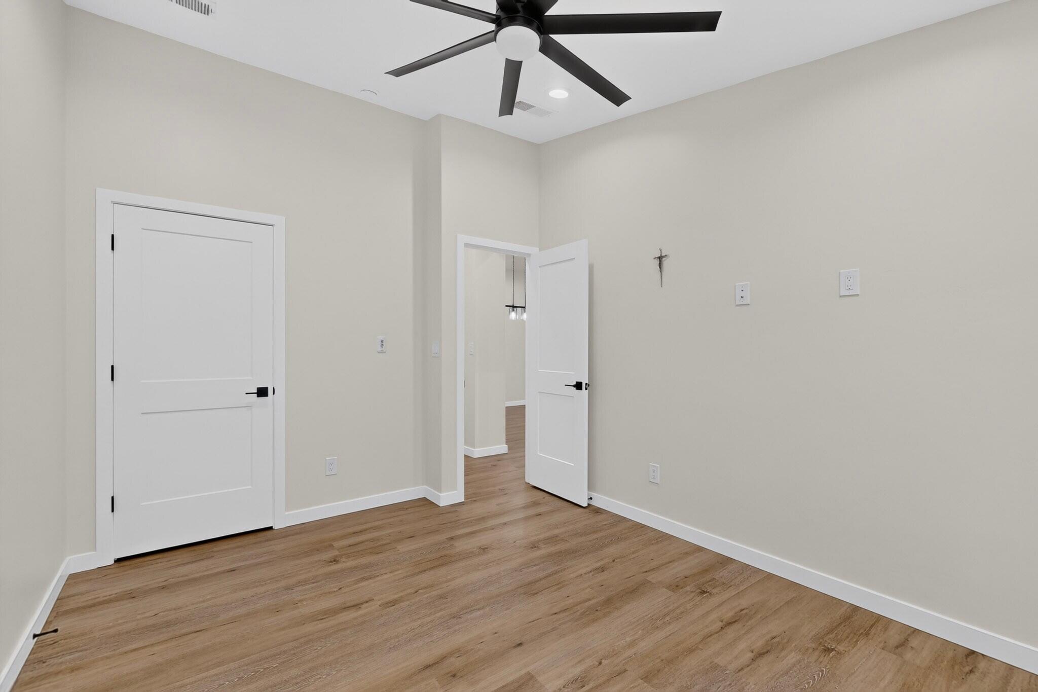 Photo 2 — 5103 San Luis Place NW