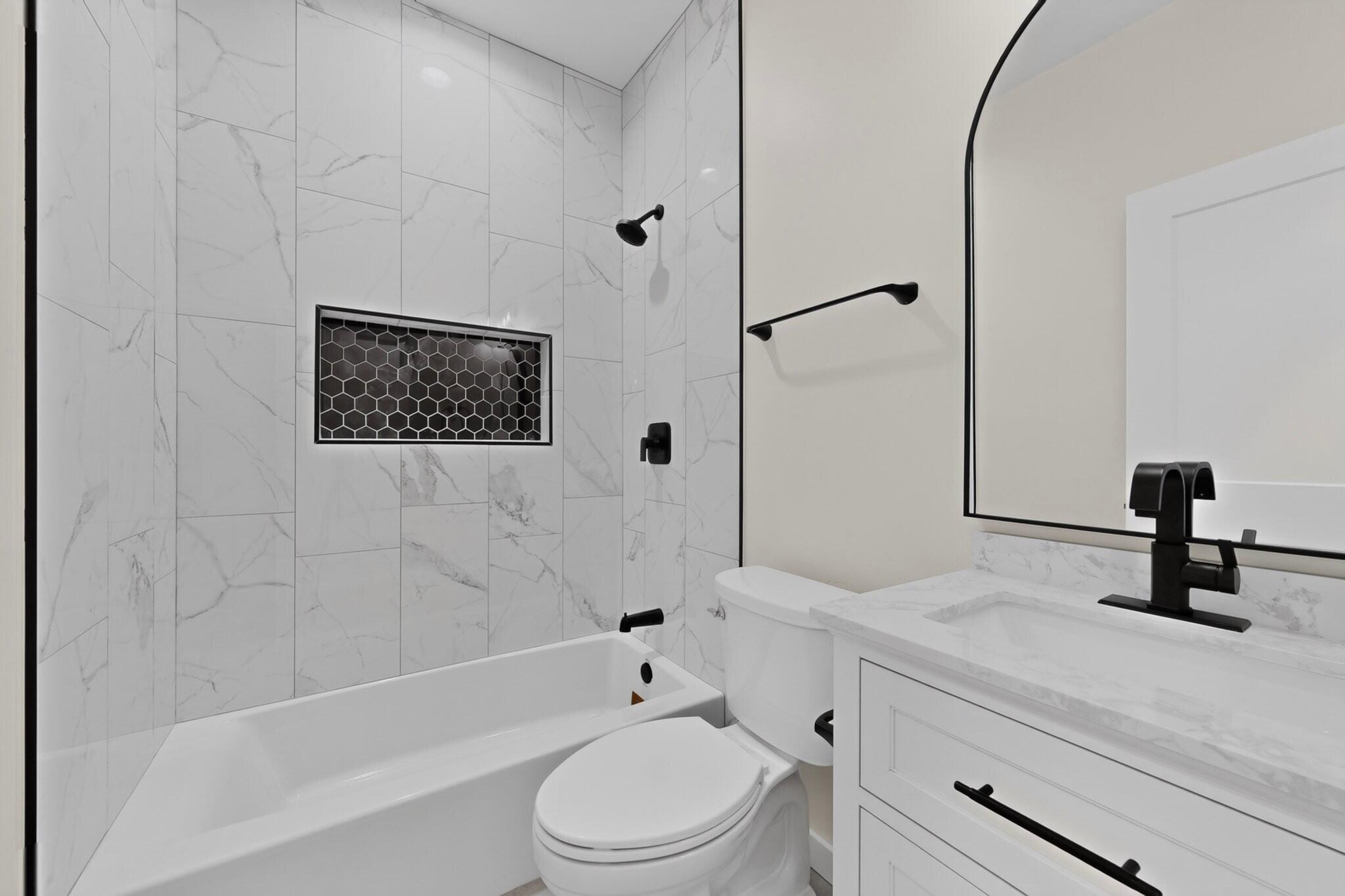 Photo 3 — 5103 San Luis Place NW