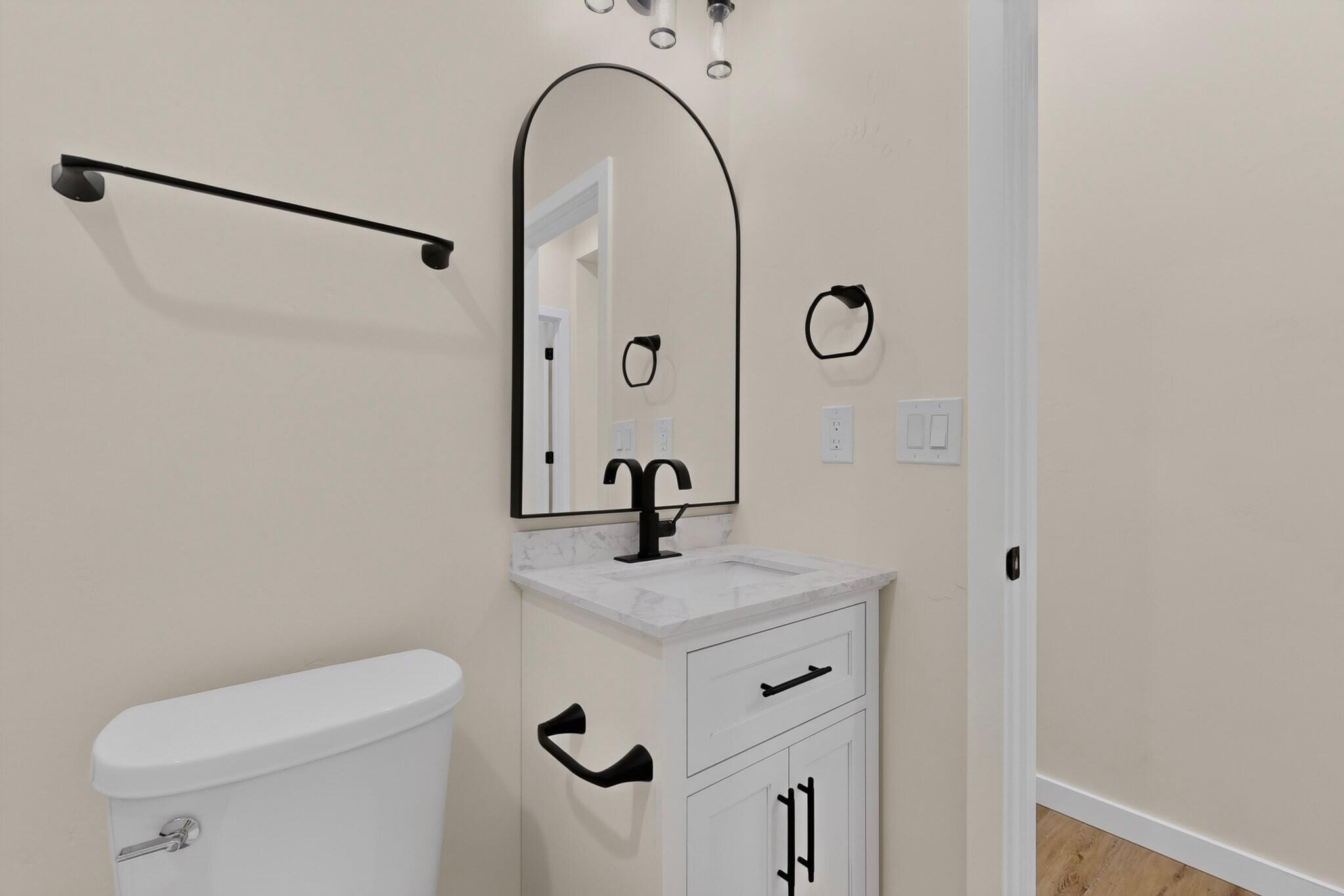 Photo 4 — 5103 San Luis Place NW