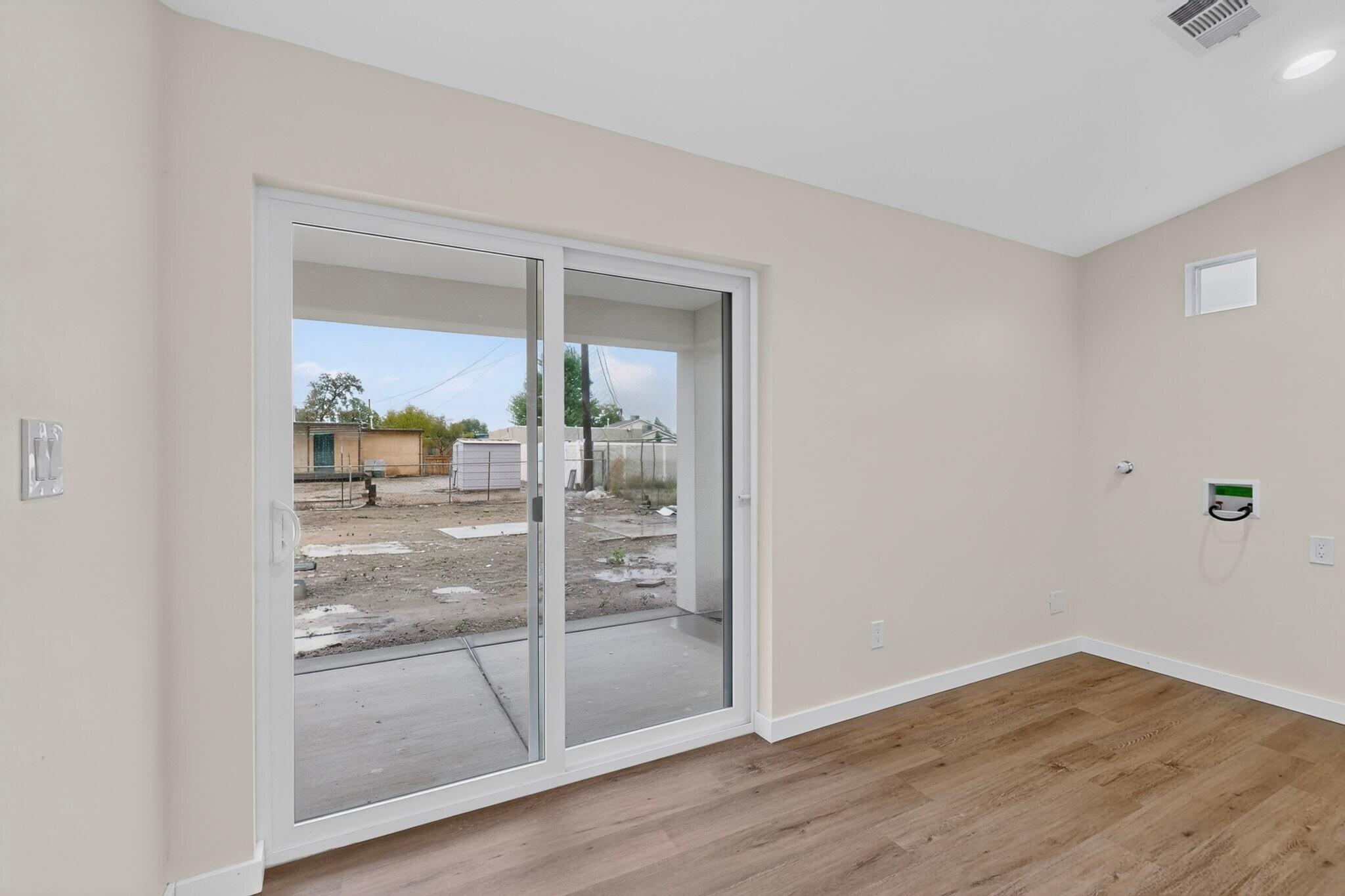 Photo 8 — 5103 San Luis Place NW