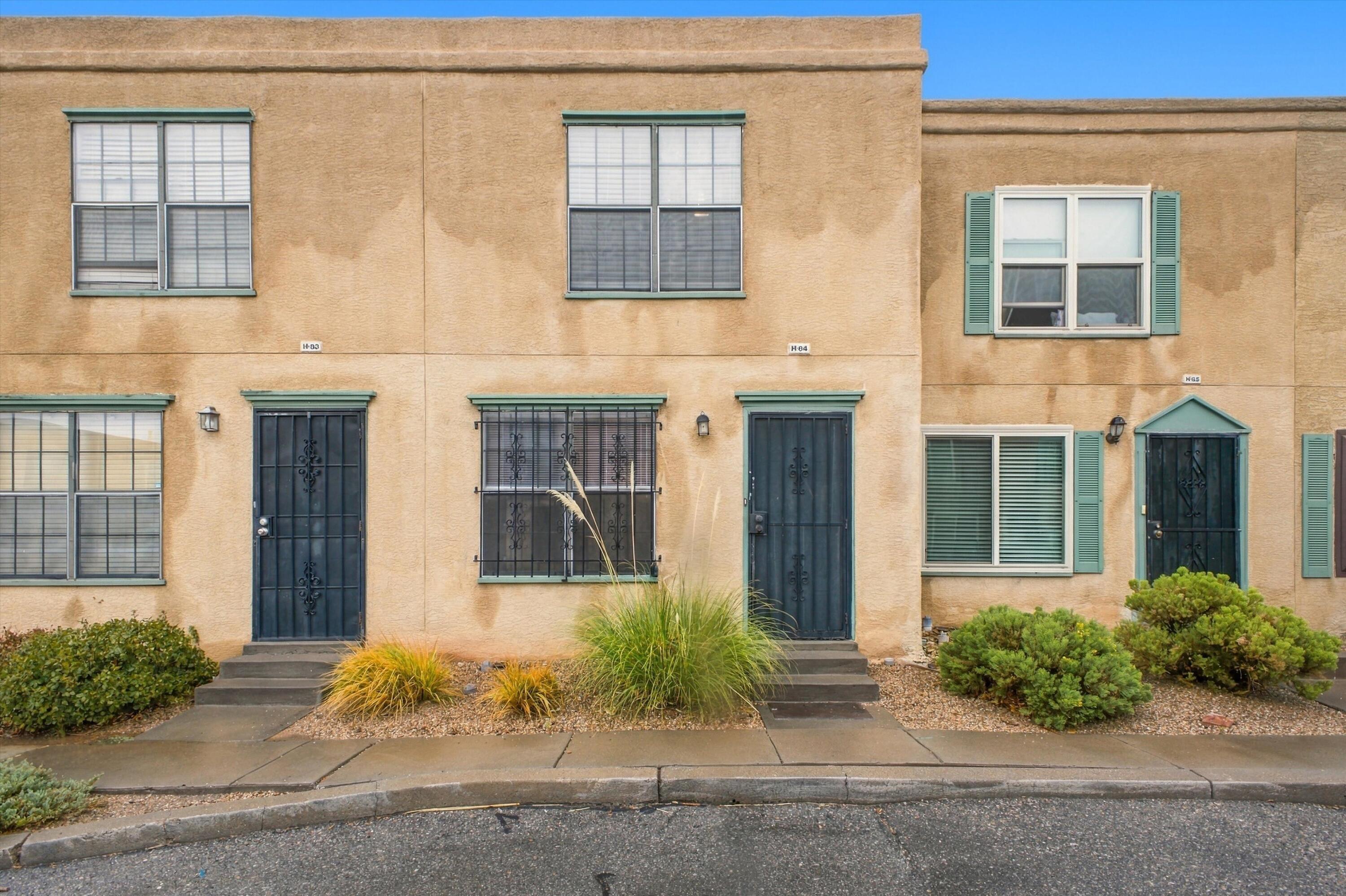 3301 Monroe Street NE UNIT H84